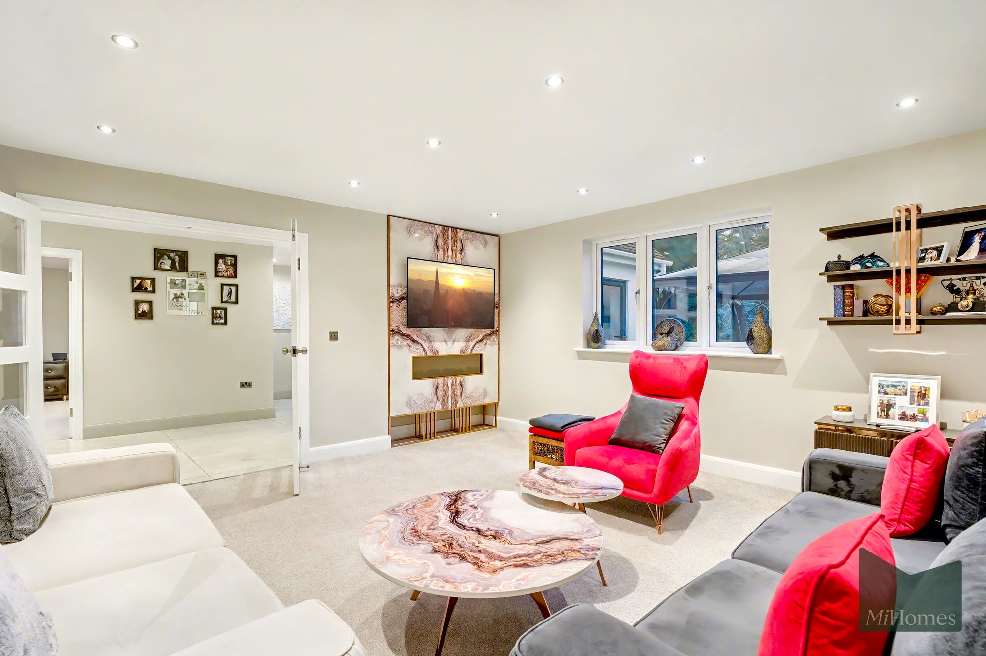 4 bed detached house for sale in Tylers Road, Roydon, CM19 - Property Image 8