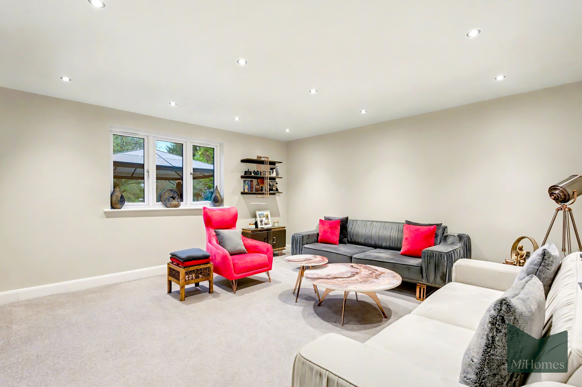 4 bed detached house for sale in Tylers Road, Roydon, CM19 - Property Image 9
