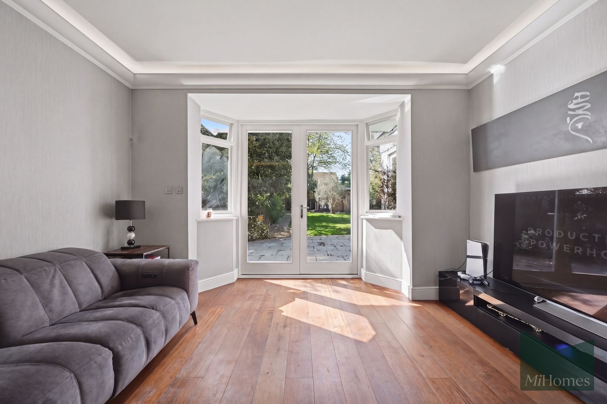 4 bed detached house for sale in Bourne Avenue, London, N14  - Property Image 7