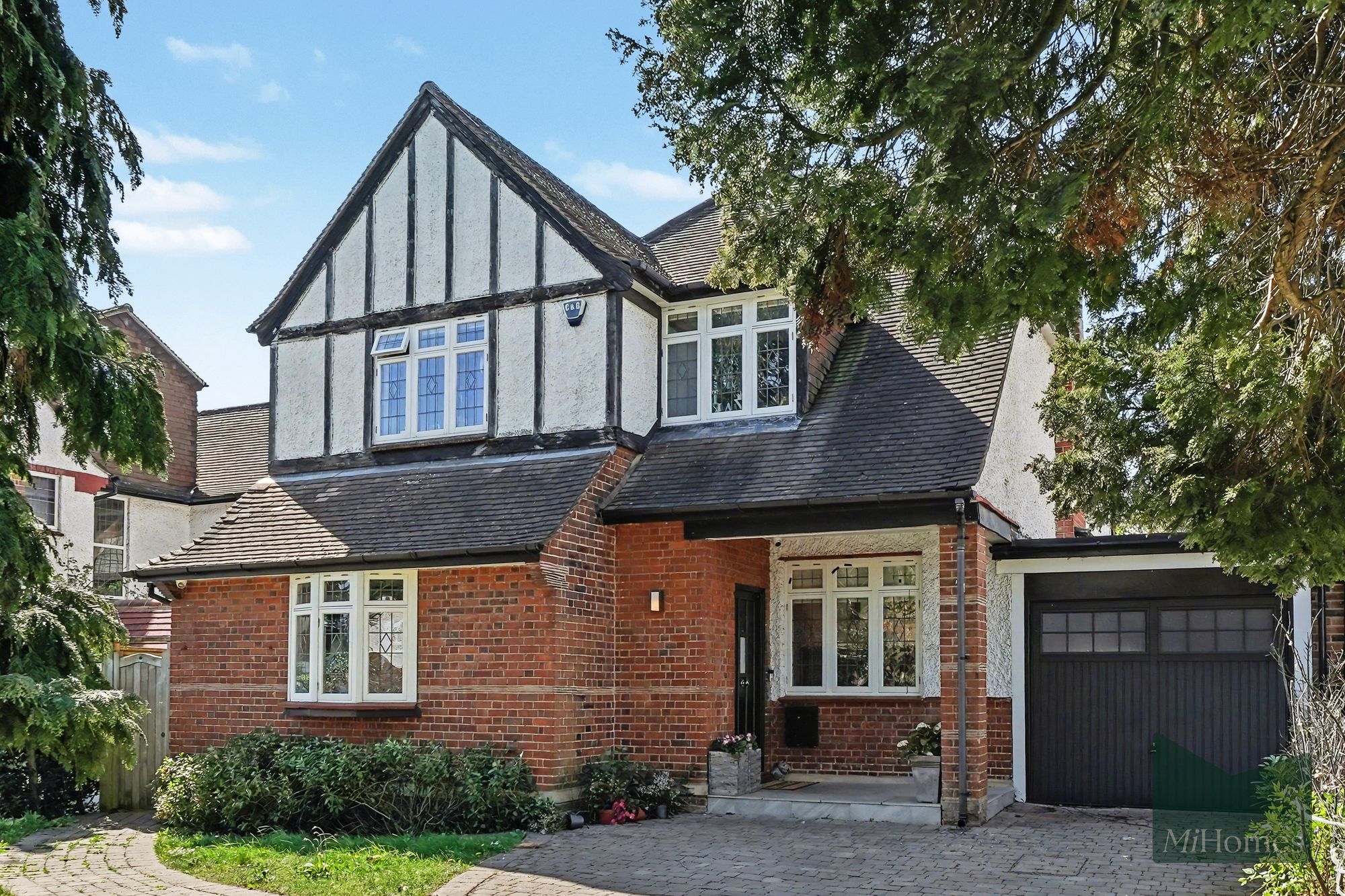 4 bed detached house for sale in Bourne Avenue, London, N14  - Property Image 43