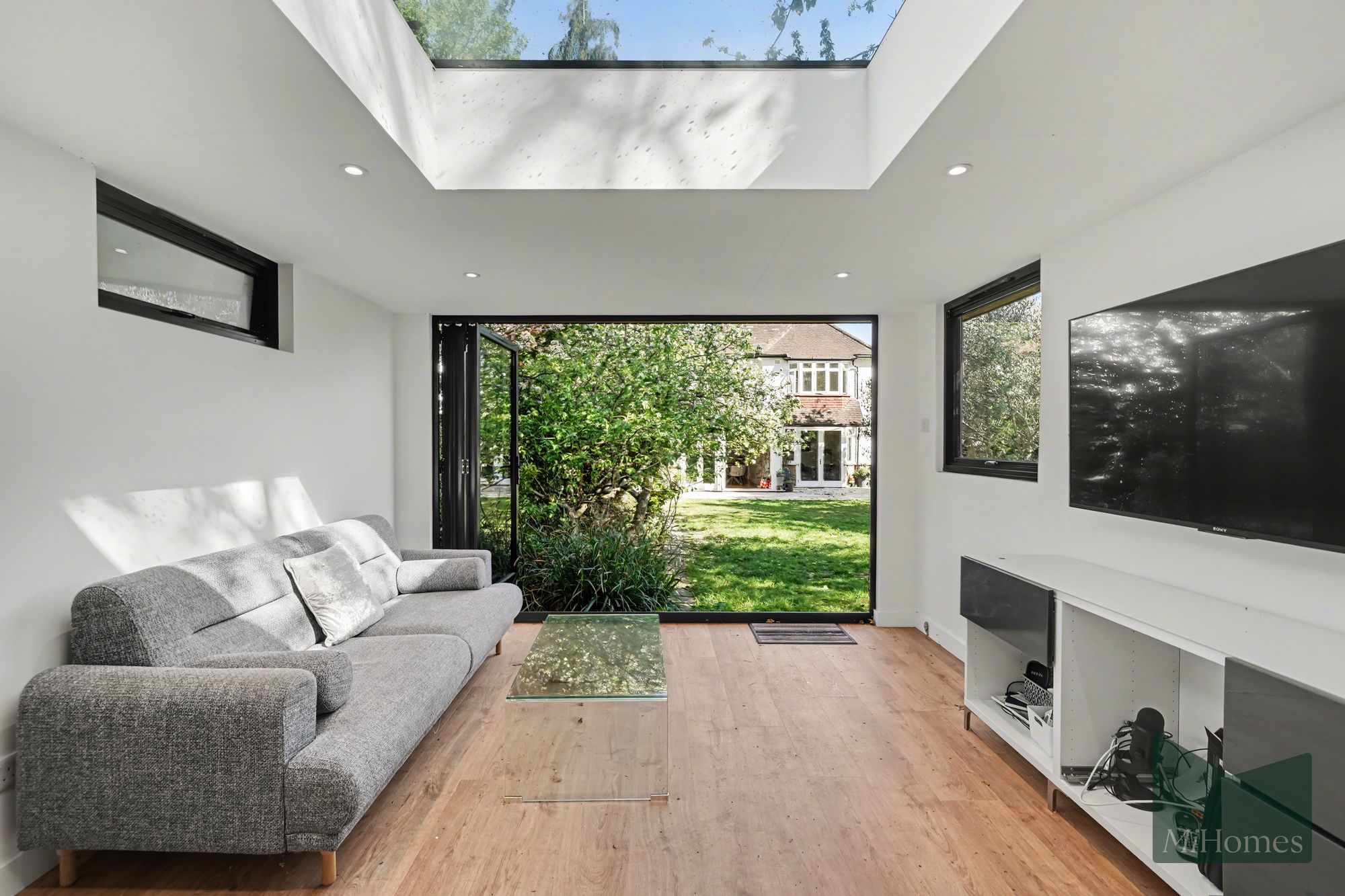 4 bed detached house for sale in Bourne Avenue, London, N14  - Property Image 41