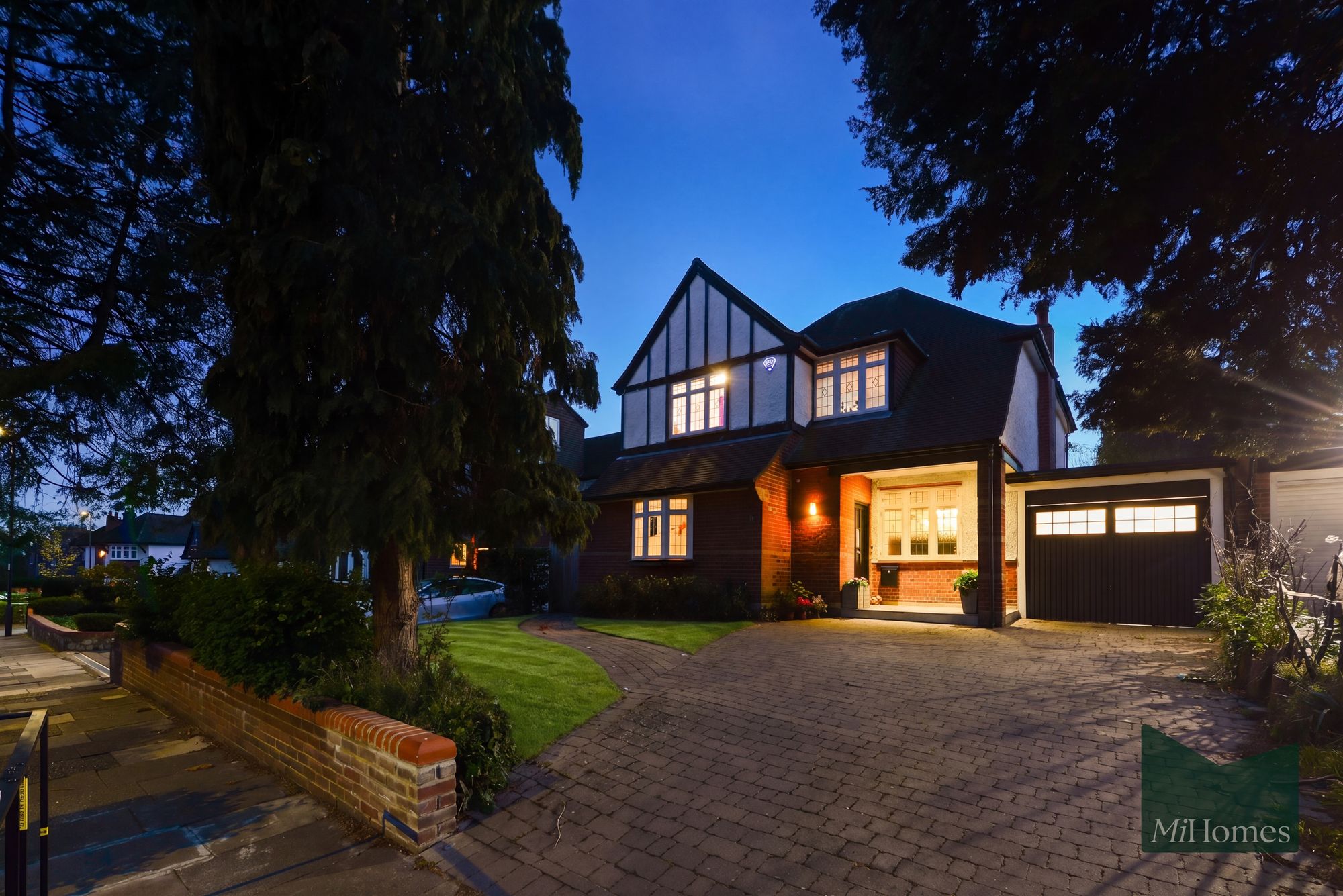 4 bed detached house for sale in Bourne Avenue, London, N14  - Property Image 44