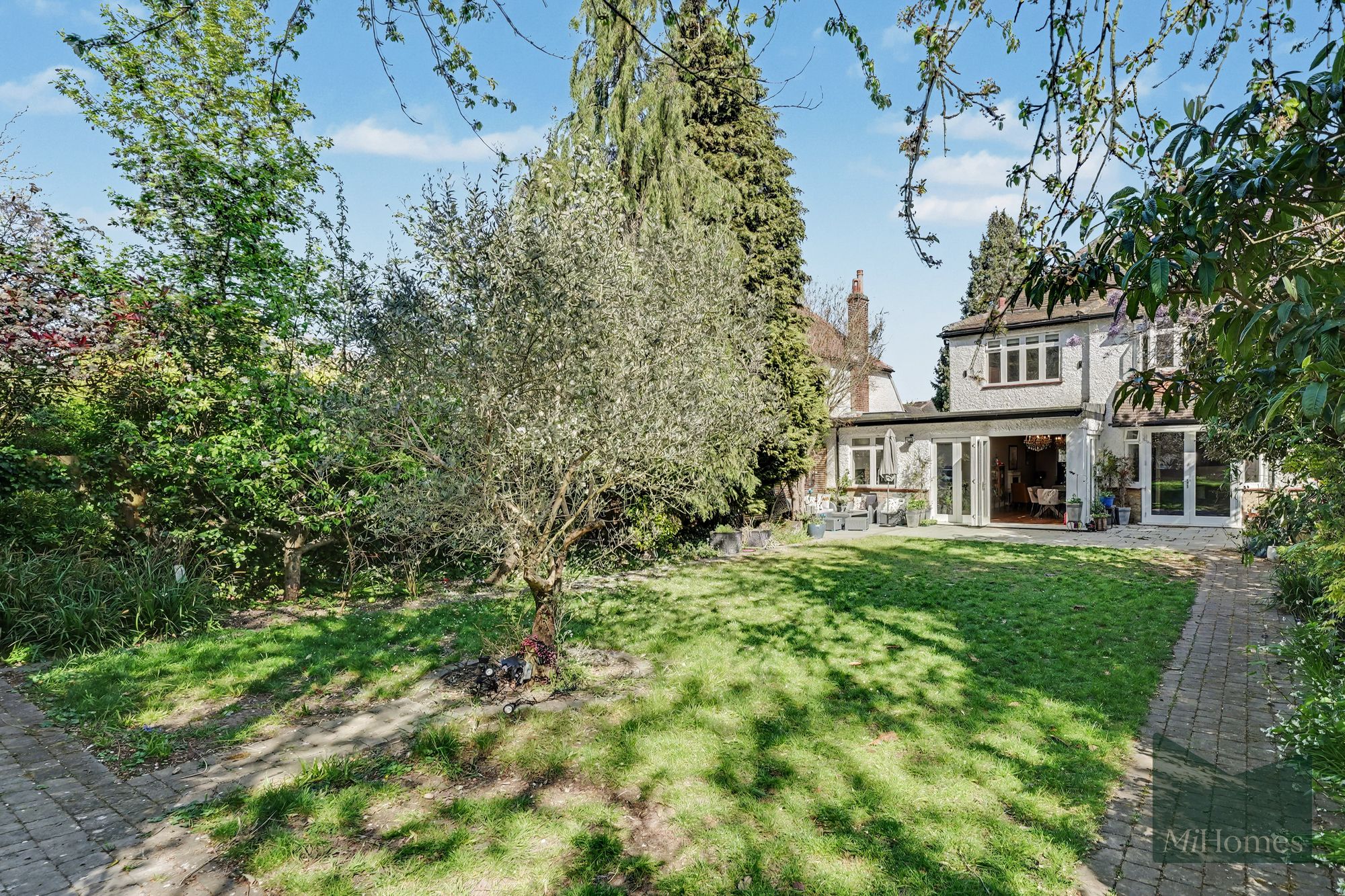 4 bed detached house for sale in Bourne Avenue, London, N14  - Property Image 12