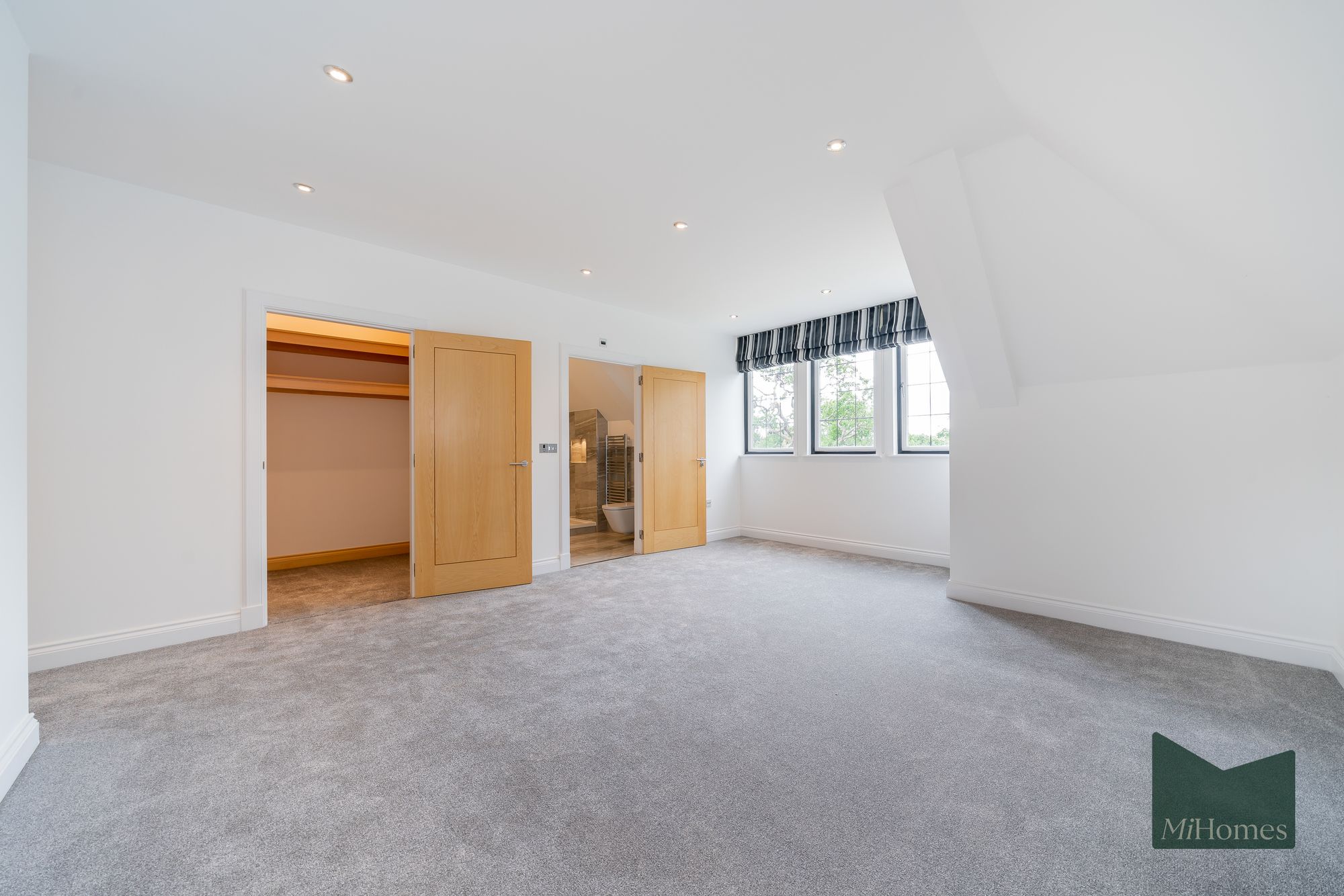 2 bed flat for sale in Cockfosters Road, Buckley Court, EN4 - Property Image 8
