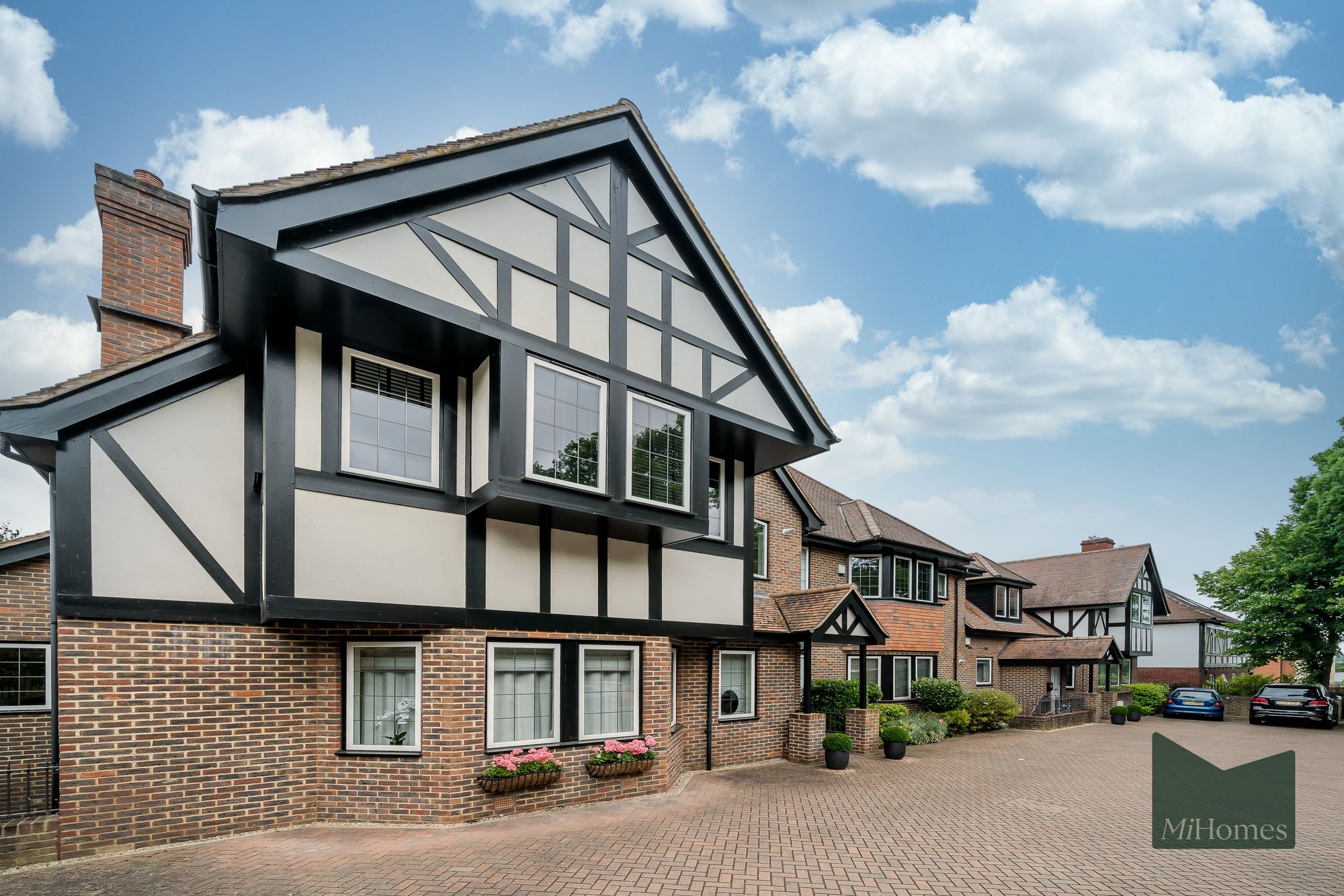 2 bed flat for sale in Cockfosters Road, Buckley Court, EN4