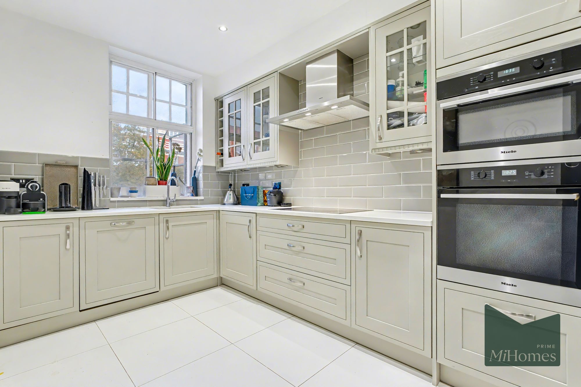 2 bed flat for sale in Maida Vale, London, W9 - Property Image 4