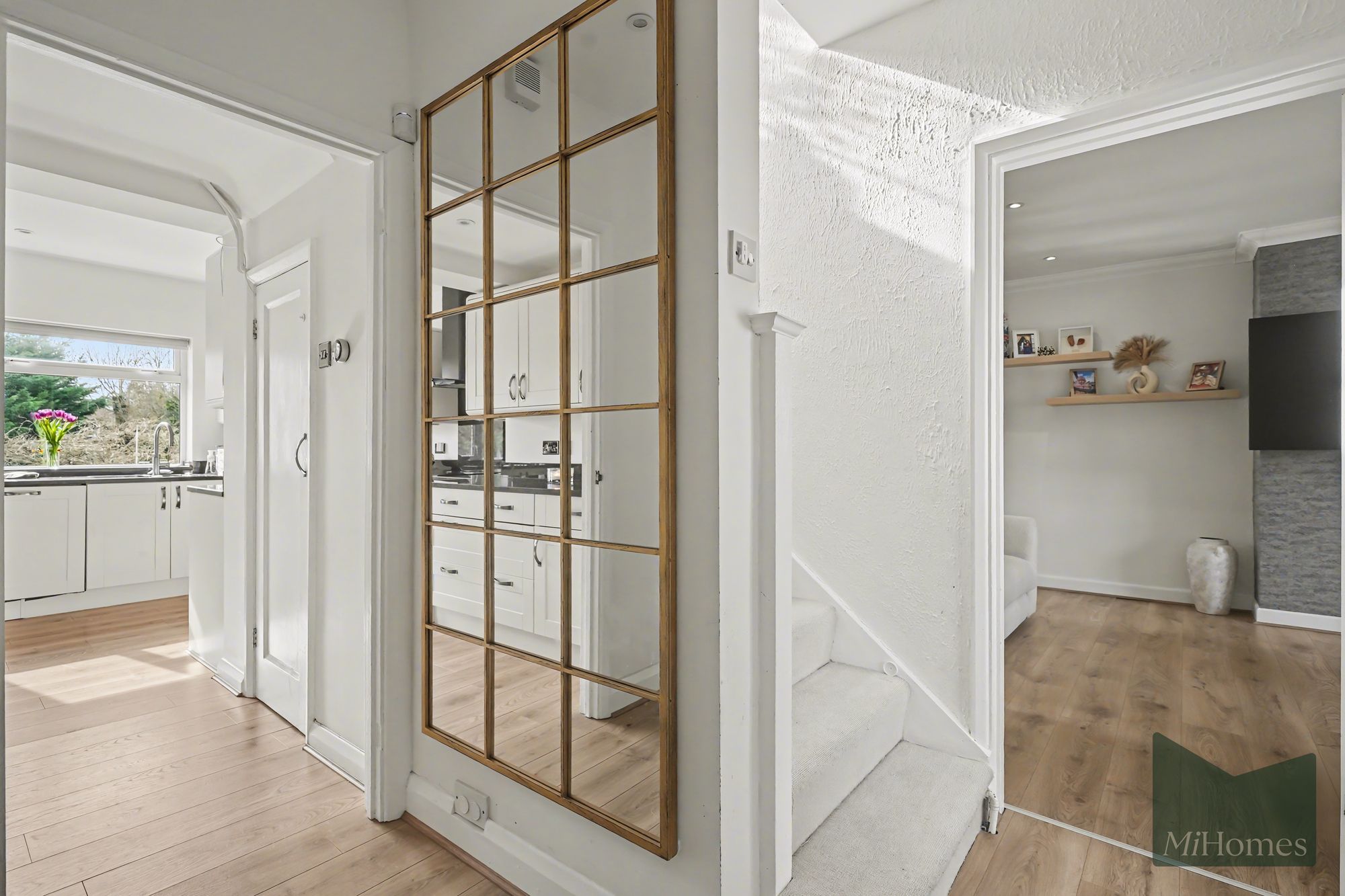 3 bed semi-detached house for sale in Billy Lows Lane, Potters Bar, EN6 - Property Image 20