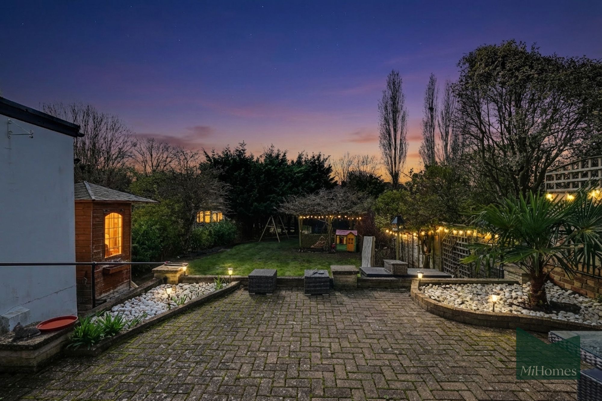 3 bed semi-detached house for sale in Billy Lows Lane, Potters Bar, EN6 - Property Image 17