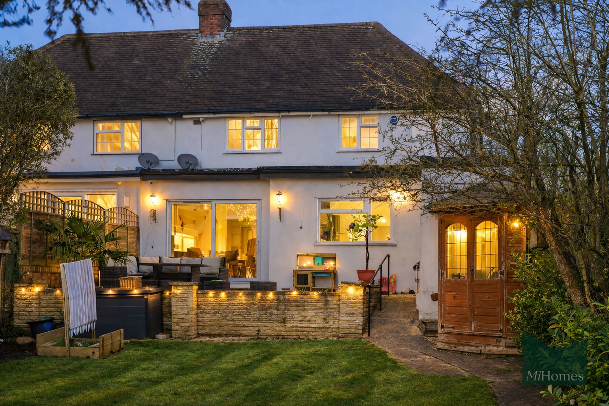 3 bed semi-detached house for sale in Billy Lows Lane, Potters Bar, EN6 - Property Image 19
