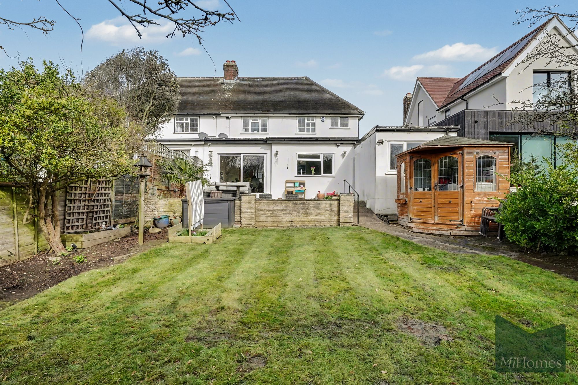 3 bed semi-detached house for sale in Billy Lows Lane, Potters Bar, EN6 - Property Image 4