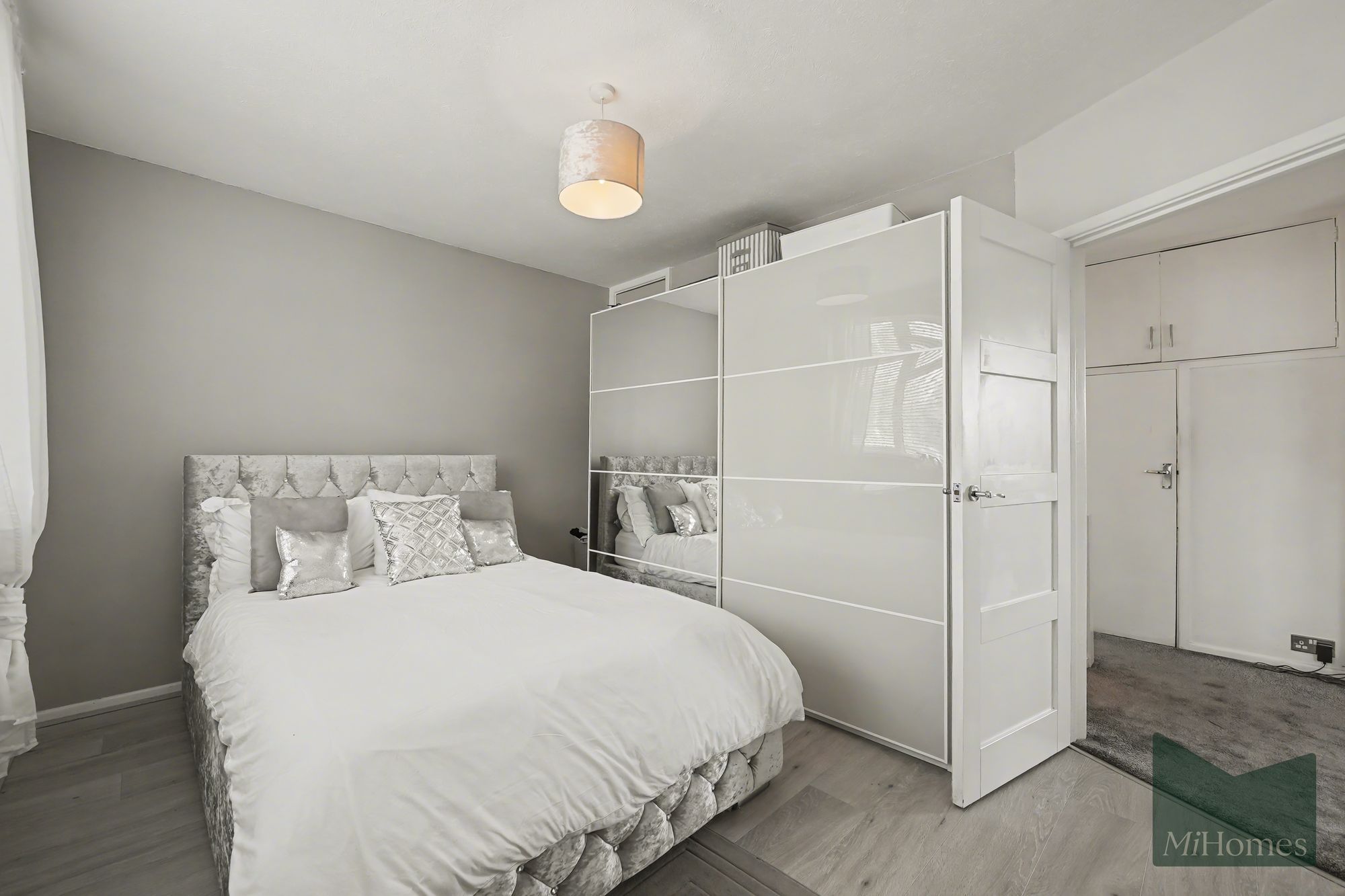 1 bed maisonette for sale in Highview Close, Potters Bar, EN6 - Property Image 8