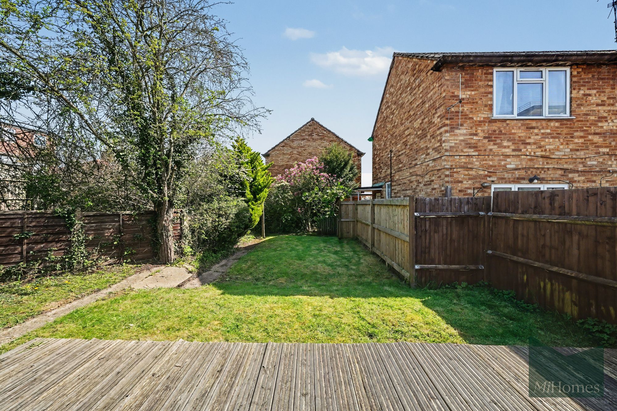 1 bed maisonette for sale in Highview Close, Potters Bar, EN6 - Property Image 7