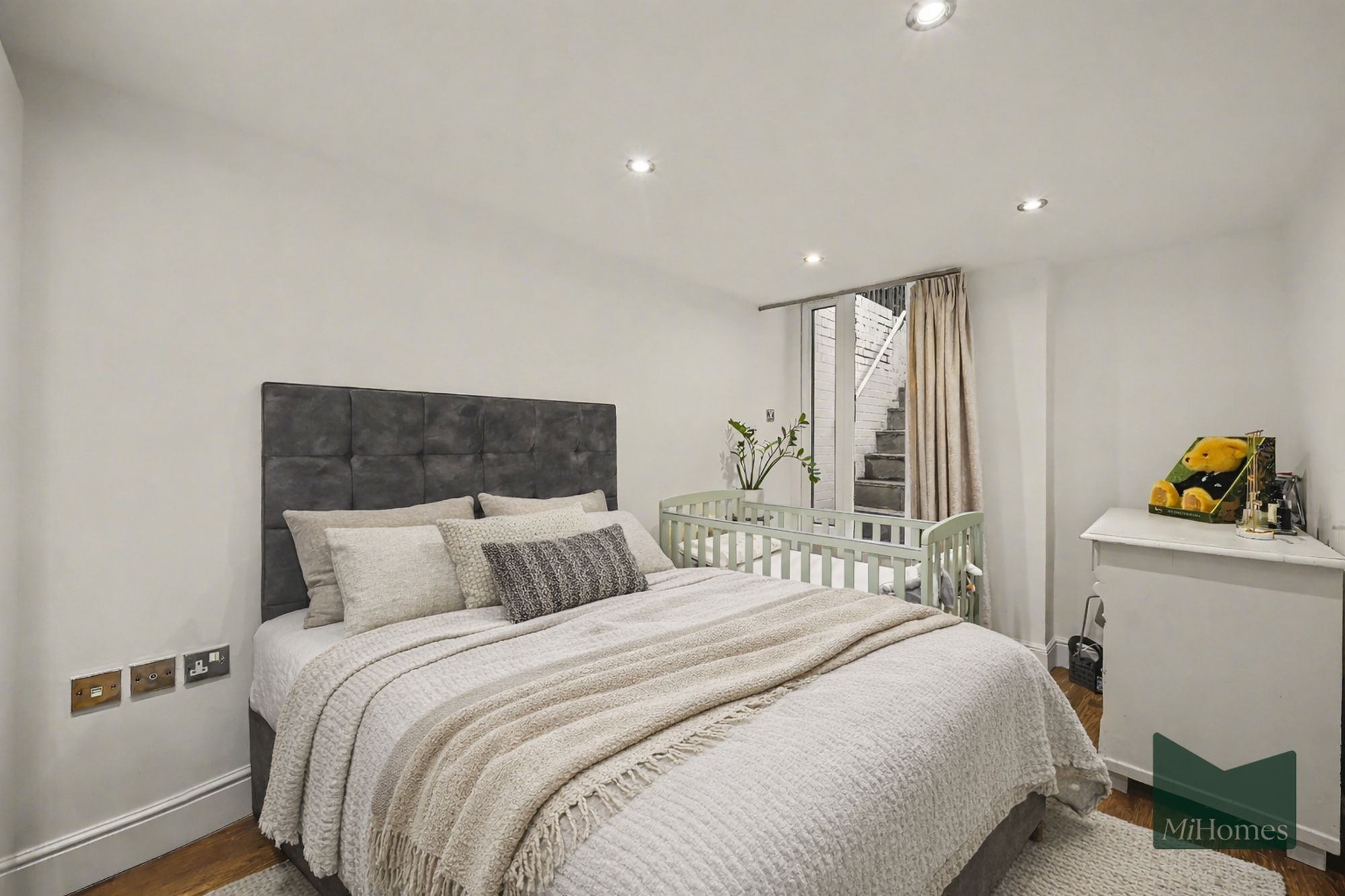 2 bed flat for sale in Highgate High Street, Parkview Mansions Highgate High Street, N6 - Property Image 17