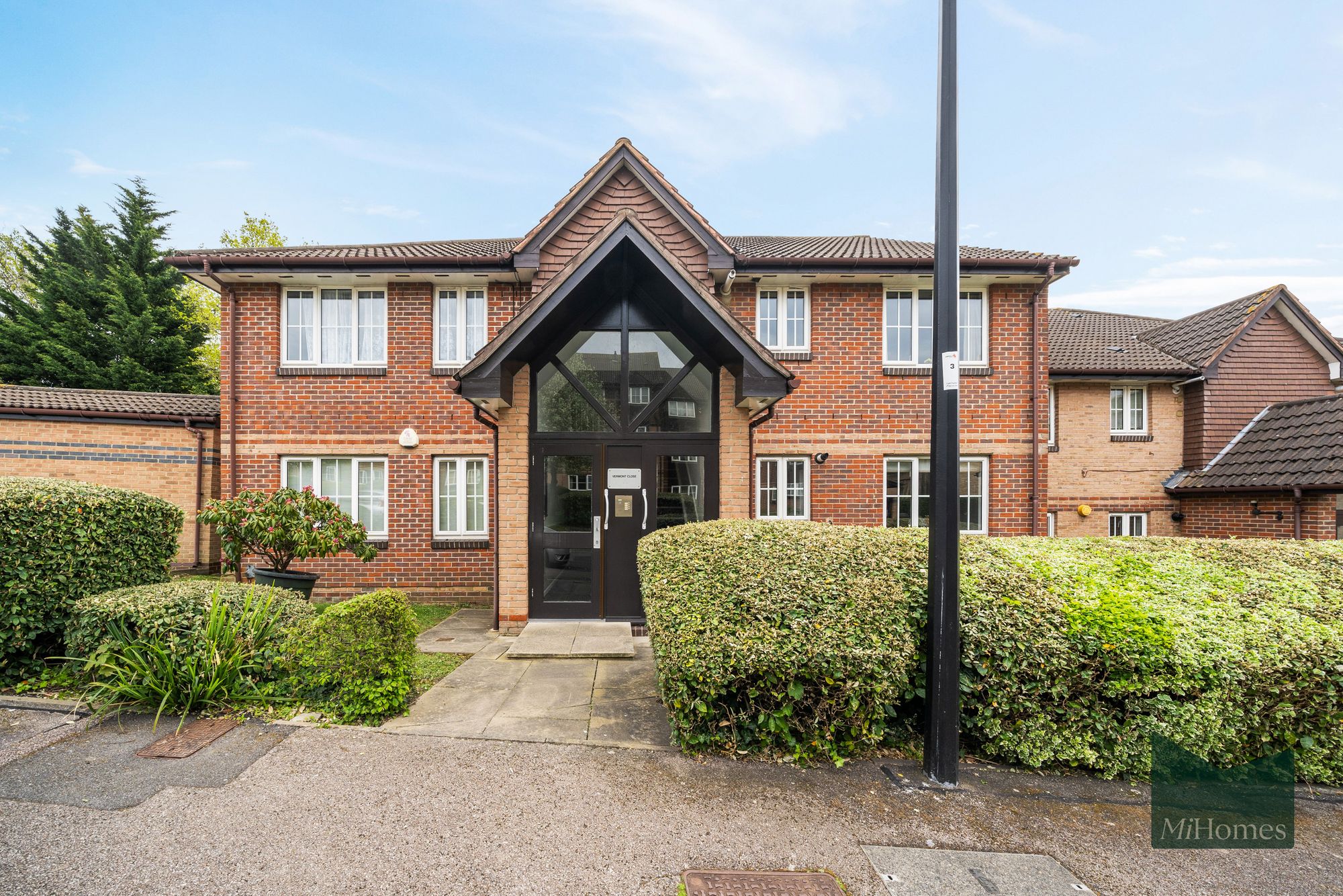 2 bed flat to rent in Waverley Road, Enfield, EN2 - Property Image 11