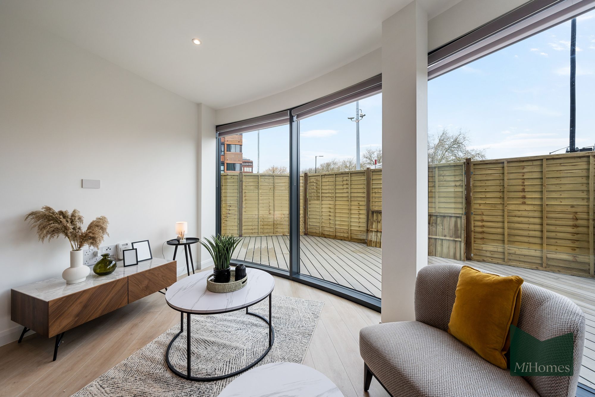 1 bed flat to rent in Bath Road, Chesterfield House, SL1  - Property Image 18