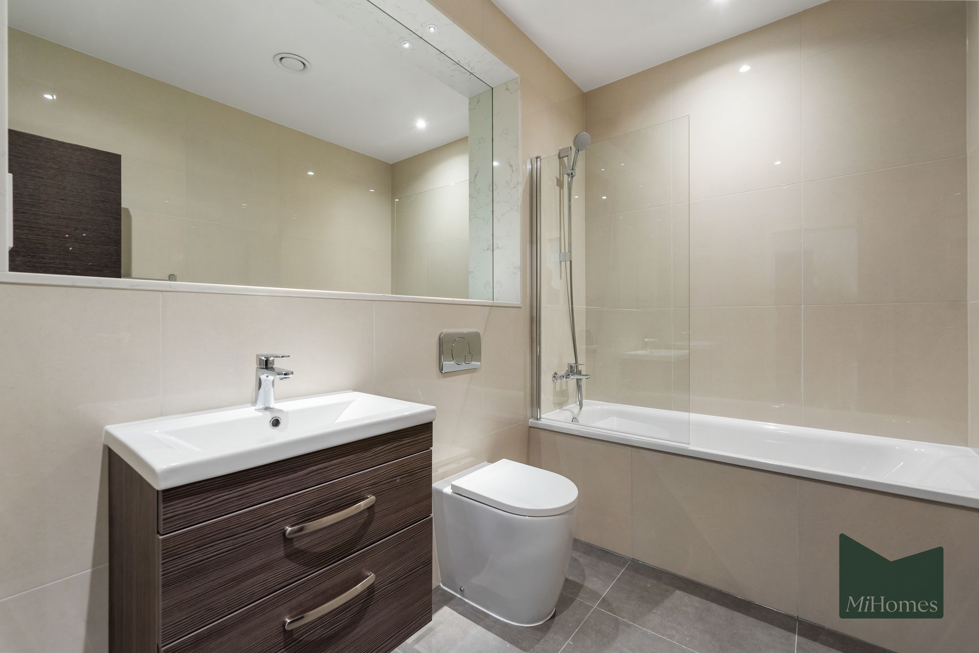 1 bed flat to rent in Bath Road, Chesterfield House, SL1  - Property Image 22