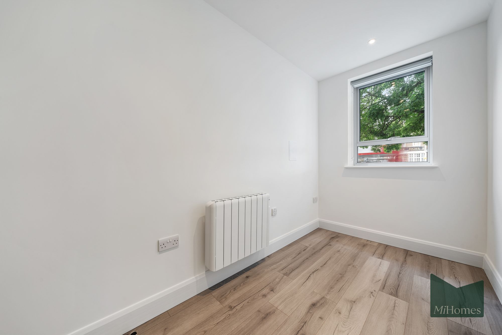 2 bed flat to rent in Newport Road, Link House Newport Road, UB4 - Property Image 10