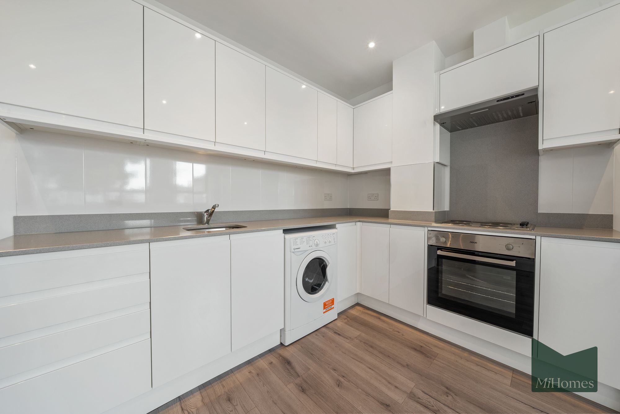 2 bed flat to rent in Newport Road, Link House Newport Road, UB4 - Property Image 6