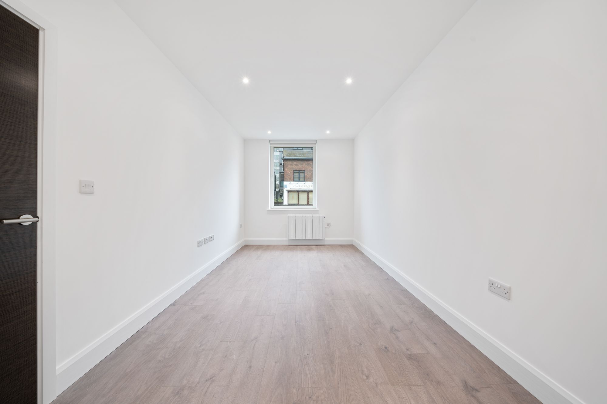 1 bed flat to rent in High Street, Potters Bar, EN6  - Property Image 4