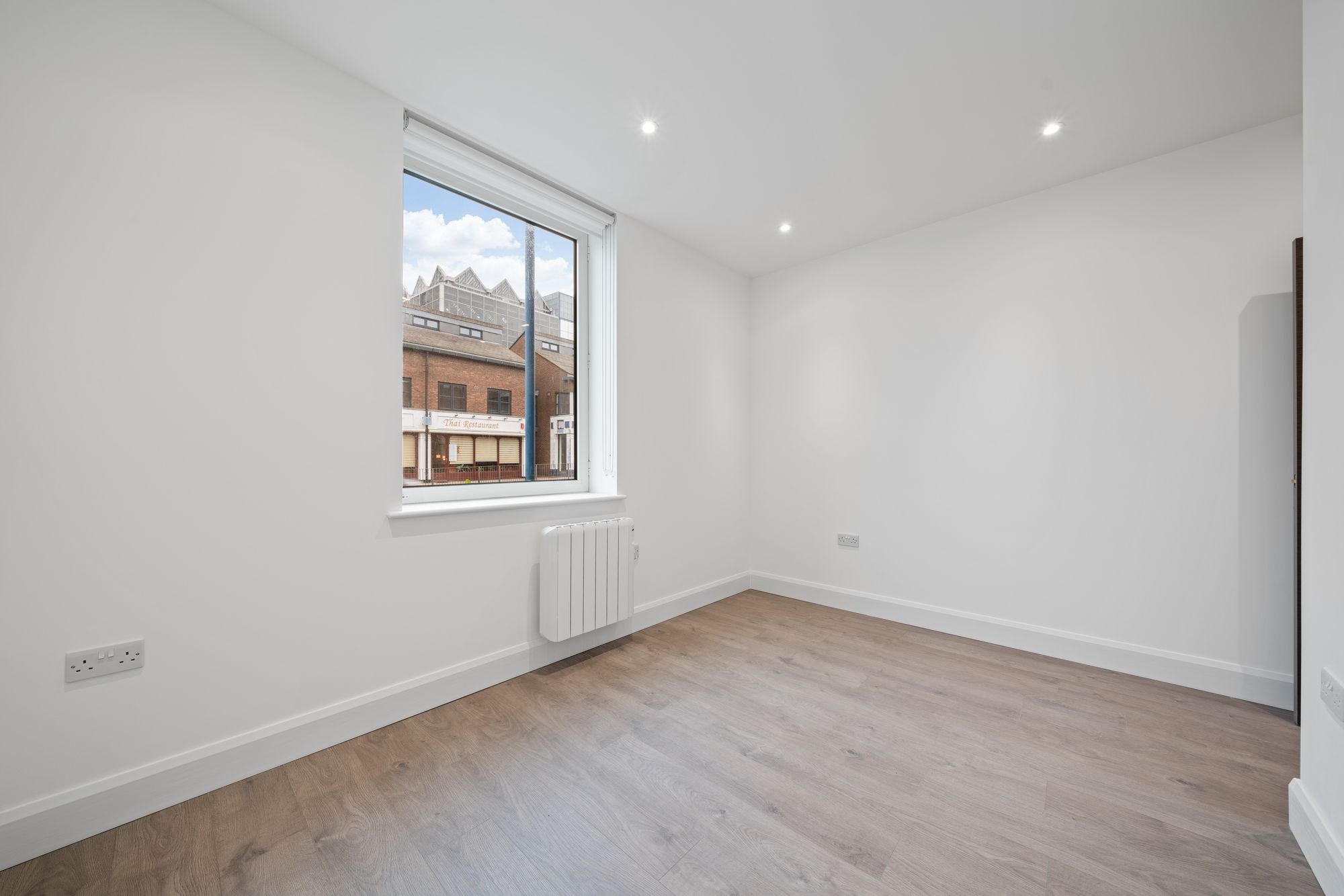 1 bed flat to rent in High Street, Potters Bar, EN6  - Property Image 10