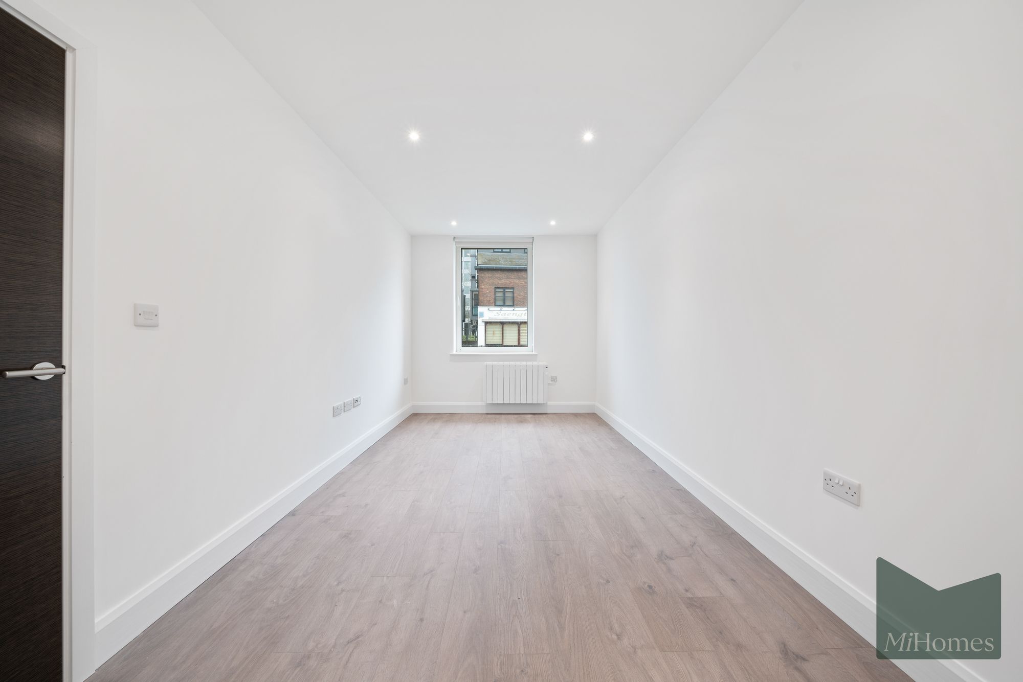1 bed flat to rent in High Street, Potters Bar, EN6  - Property Image 7