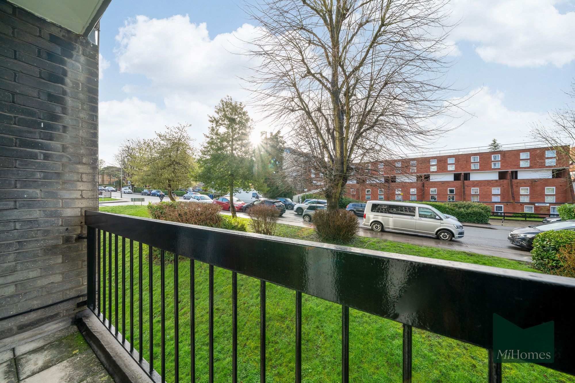 Studio flat for sale in Ashbourne Close, Ashbourne Court Ashbourne Close, N12  - Property Image 11