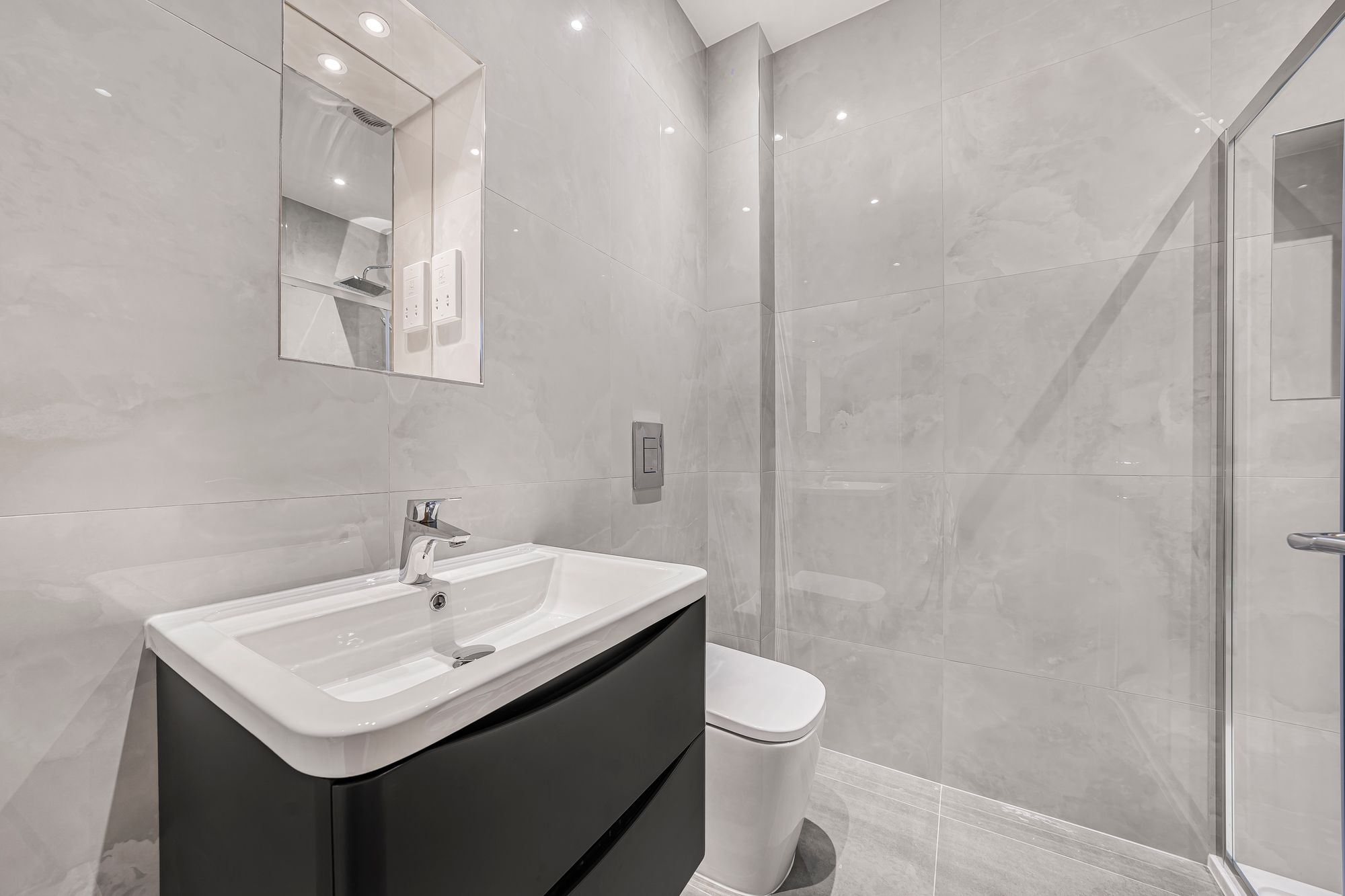 Flat to rent in Kitson Way, Harlow, CM20 - Property Image 2
