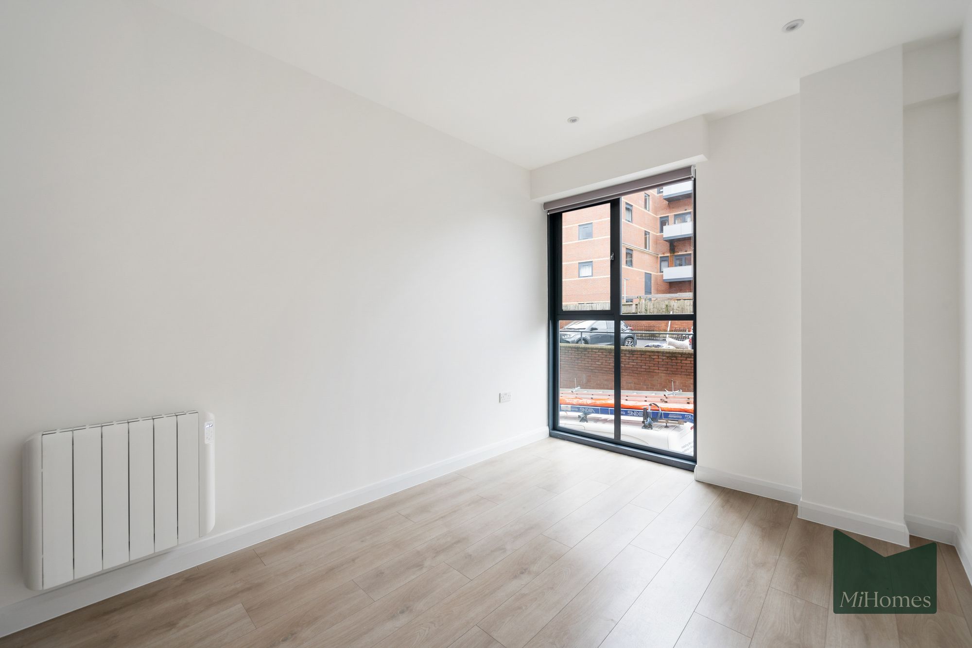 2 bed flat to rent in Bath Road, Slough, SL1 - Property Image 6
