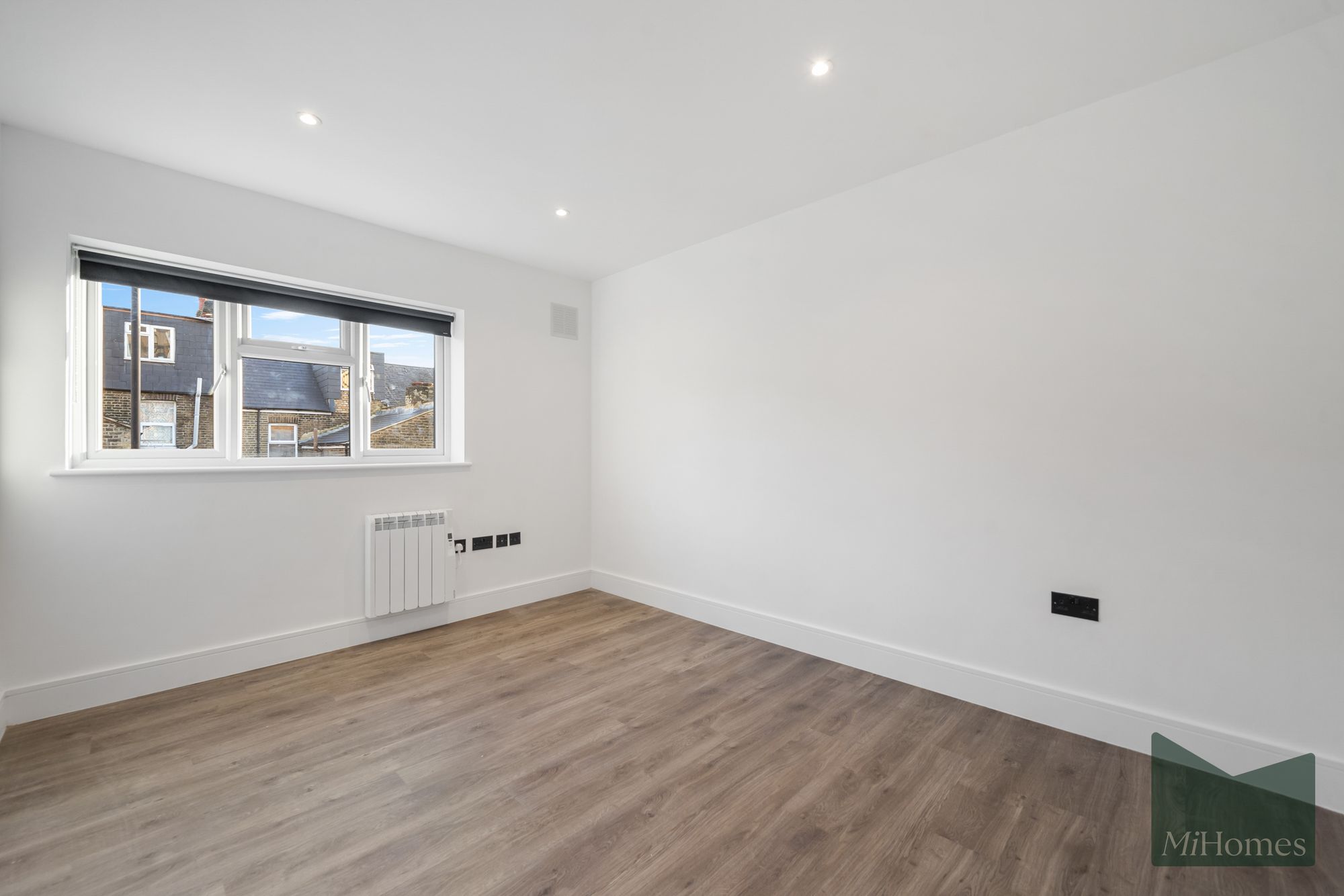 2 bed flat to rent in Hardy Passage, London, N22  - Property Image 8