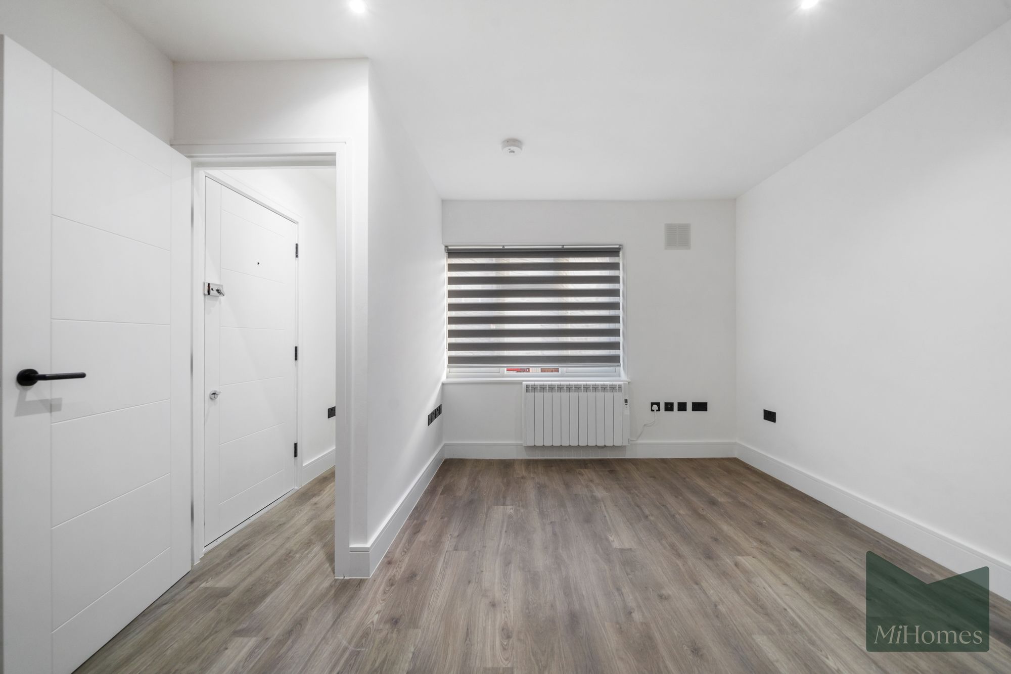 2 bed flat to rent in Hardy Passage, London, N22  - Property Image 4