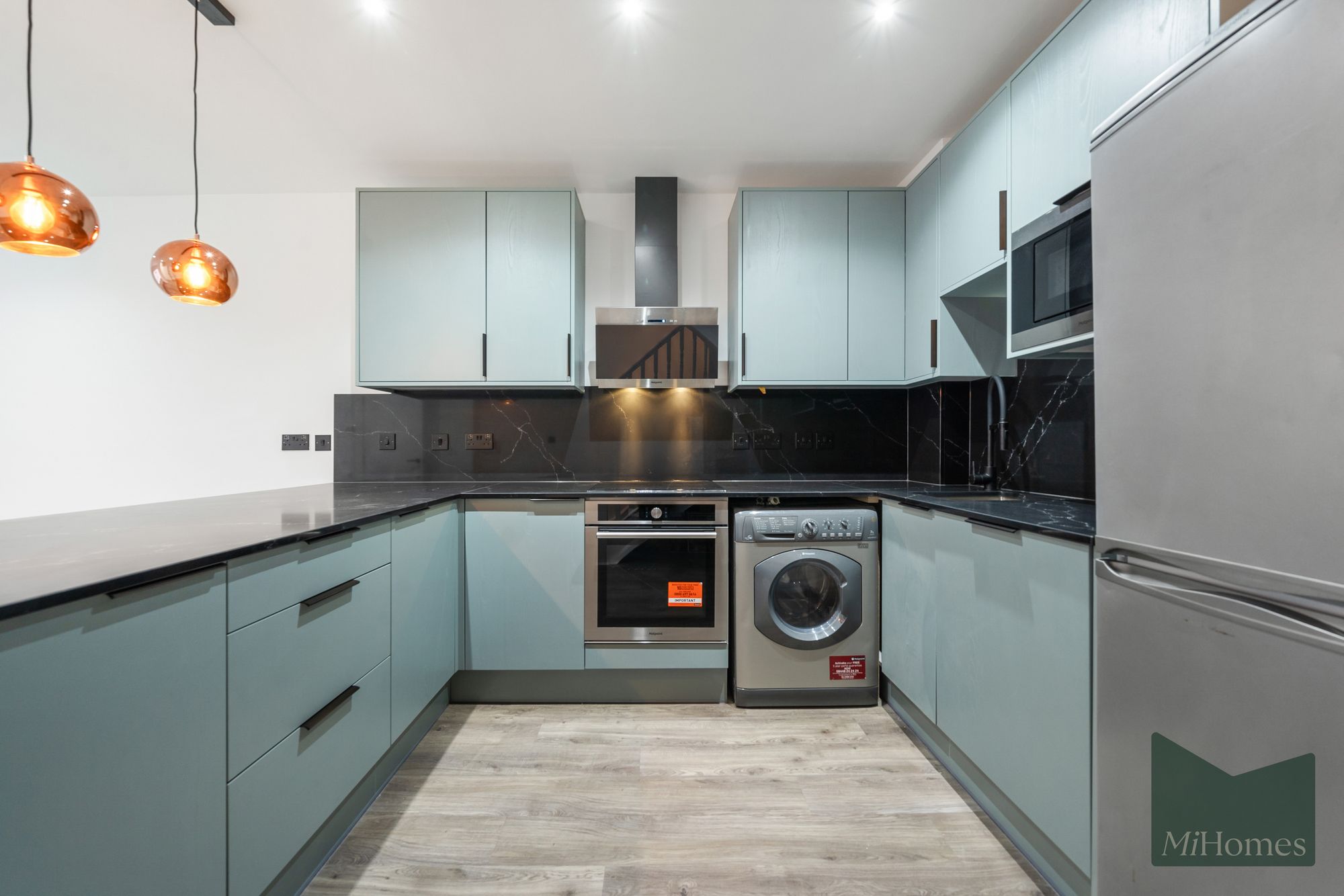 2 bed flat to rent in Hardy Passage, London, N22  - Property Image 3