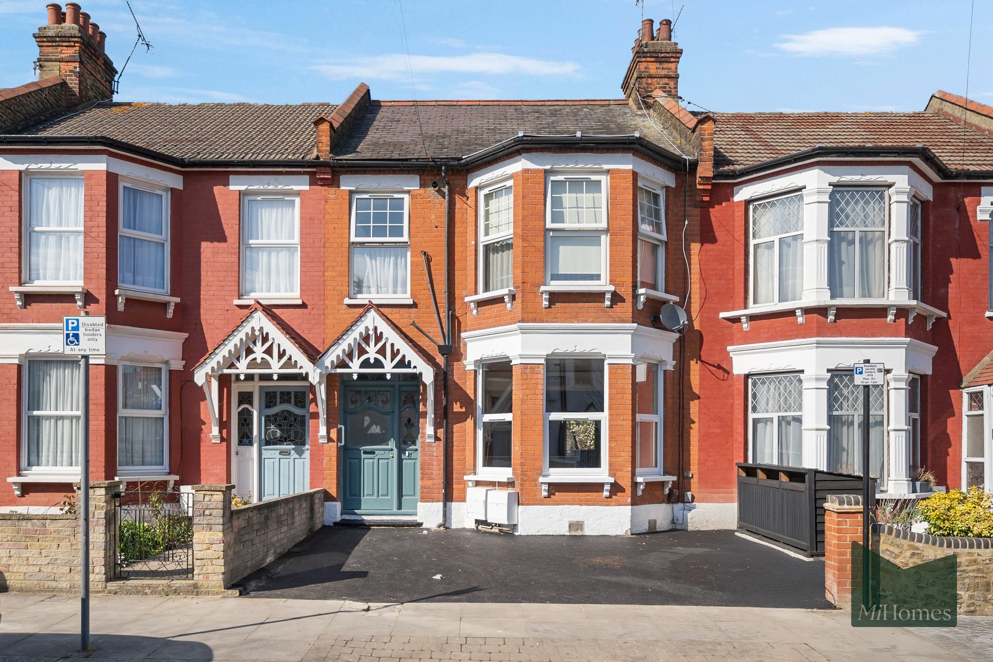 2 bed ground floor flat to rent in Belsize Avenue, London, N13 - Property Image 13