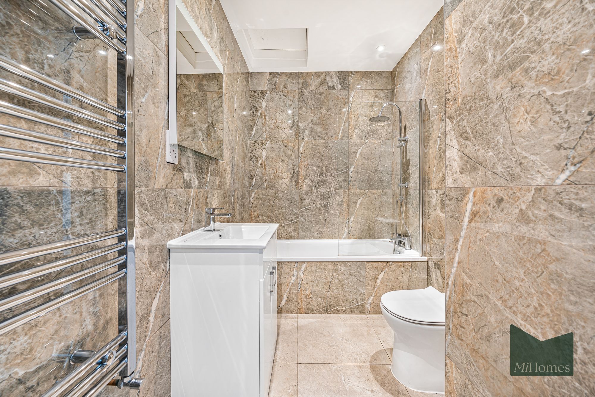 2 bed flat to rent in Turnpike Lane, London, N8 - Property Image 10