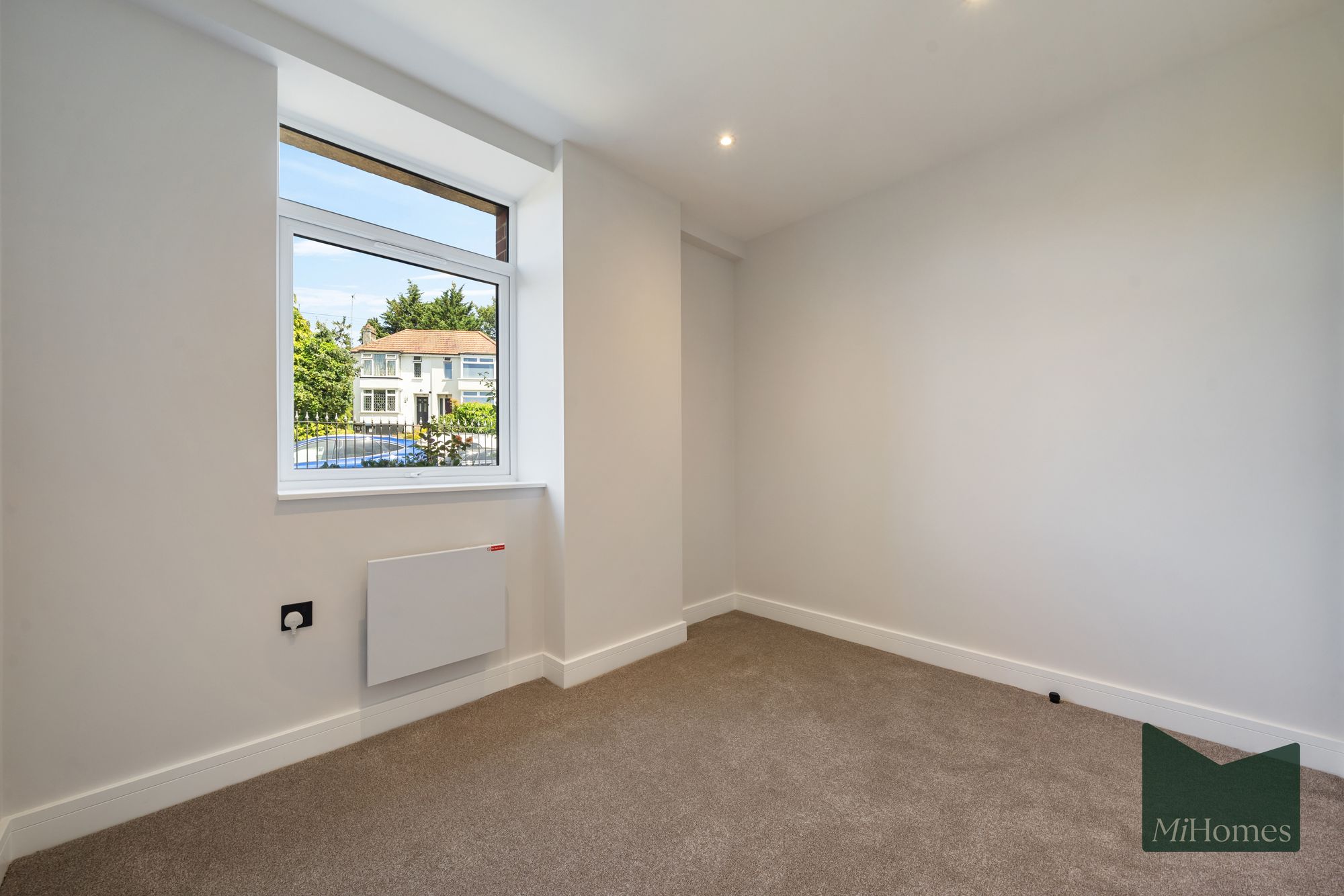 2 bed flat to rent in Lawn Lane, Hemel Hempstead, HP3  - Property Image 11