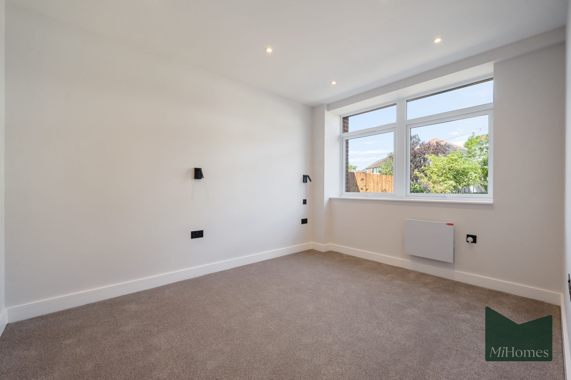 2 bed flat to rent in Lawn Lane, Hemel Hempstead, HP3  - Property Image 8