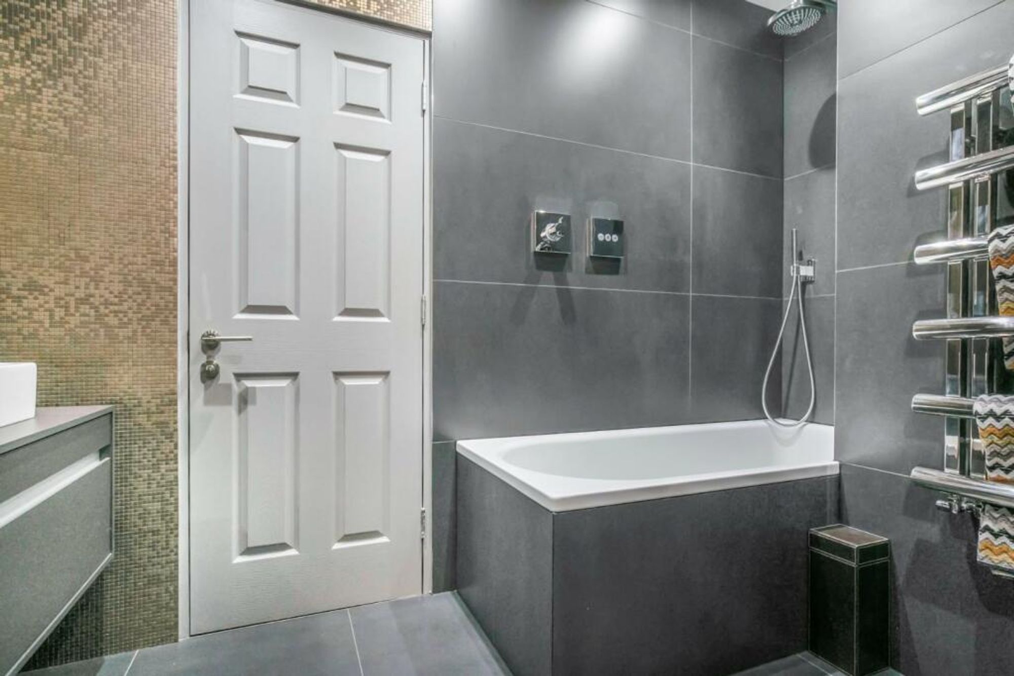 2 bed penthouse to rent in Games Road, Barnet, EN4  - Property Image 14