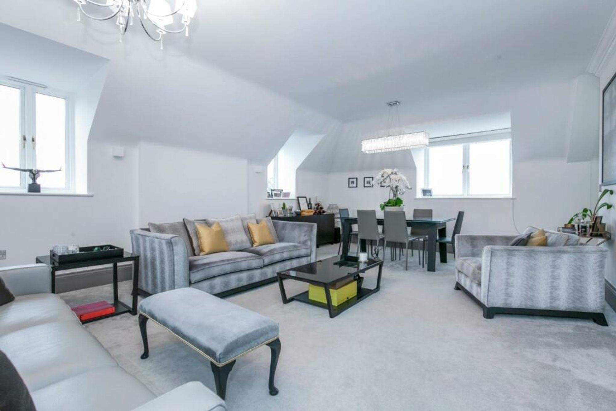 2 bed penthouse to rent in Games Road, Barnet, EN4  - Property Image 7