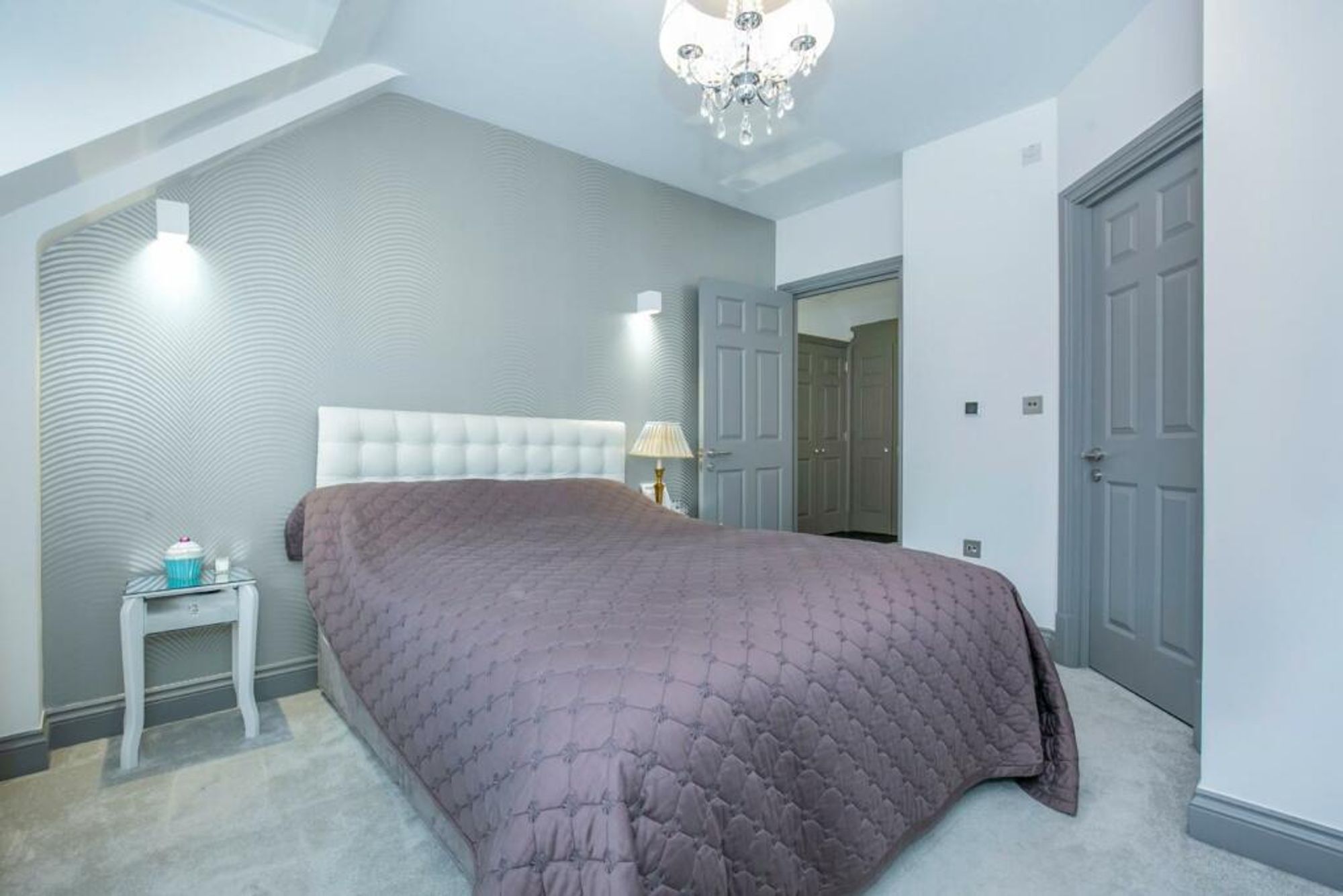 2 bed penthouse to rent in Games Road, Barnet, EN4  - Property Image 13