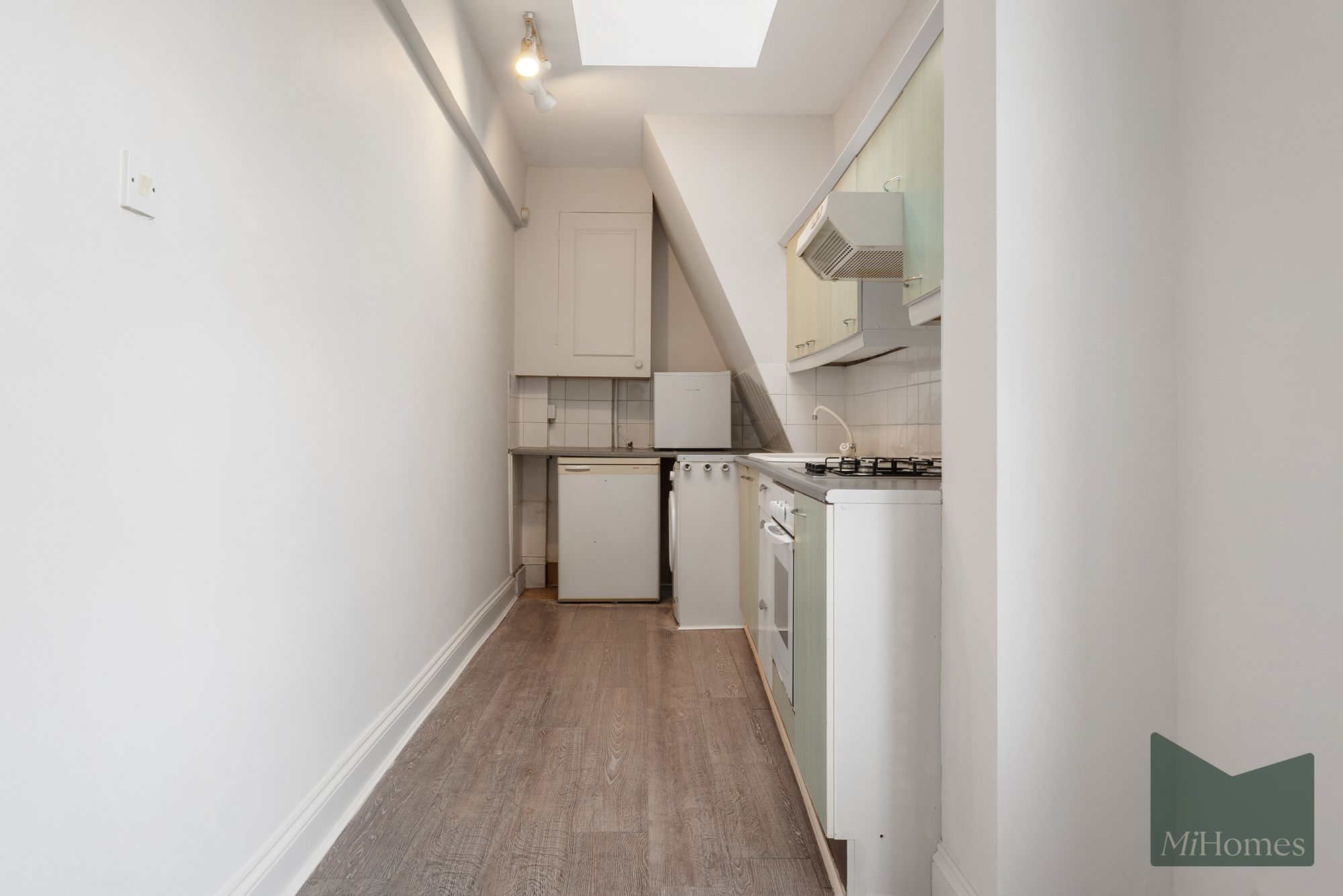 1 bed flat to rent in Stroud Green Road, London, N4  - Property Image 9