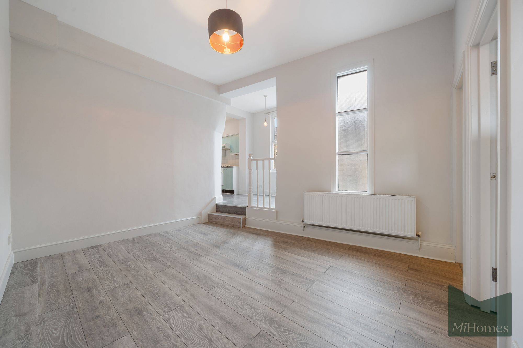 1 bed flat to rent in Stroud Green Road, London, N4  - Property Image 1