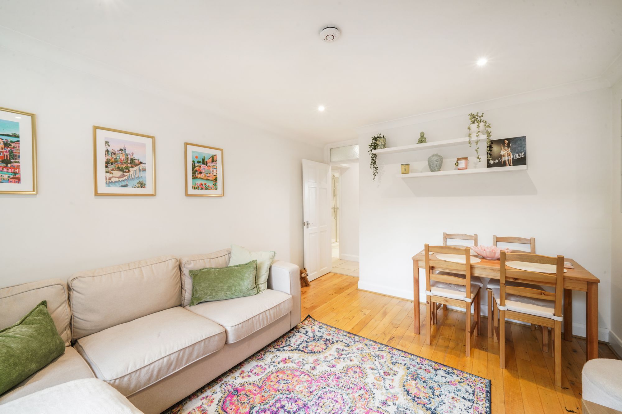 1 bed flat to rent in Sunbury Court Mews, Sunbury-On-Thames, TW16  - Property Image 4