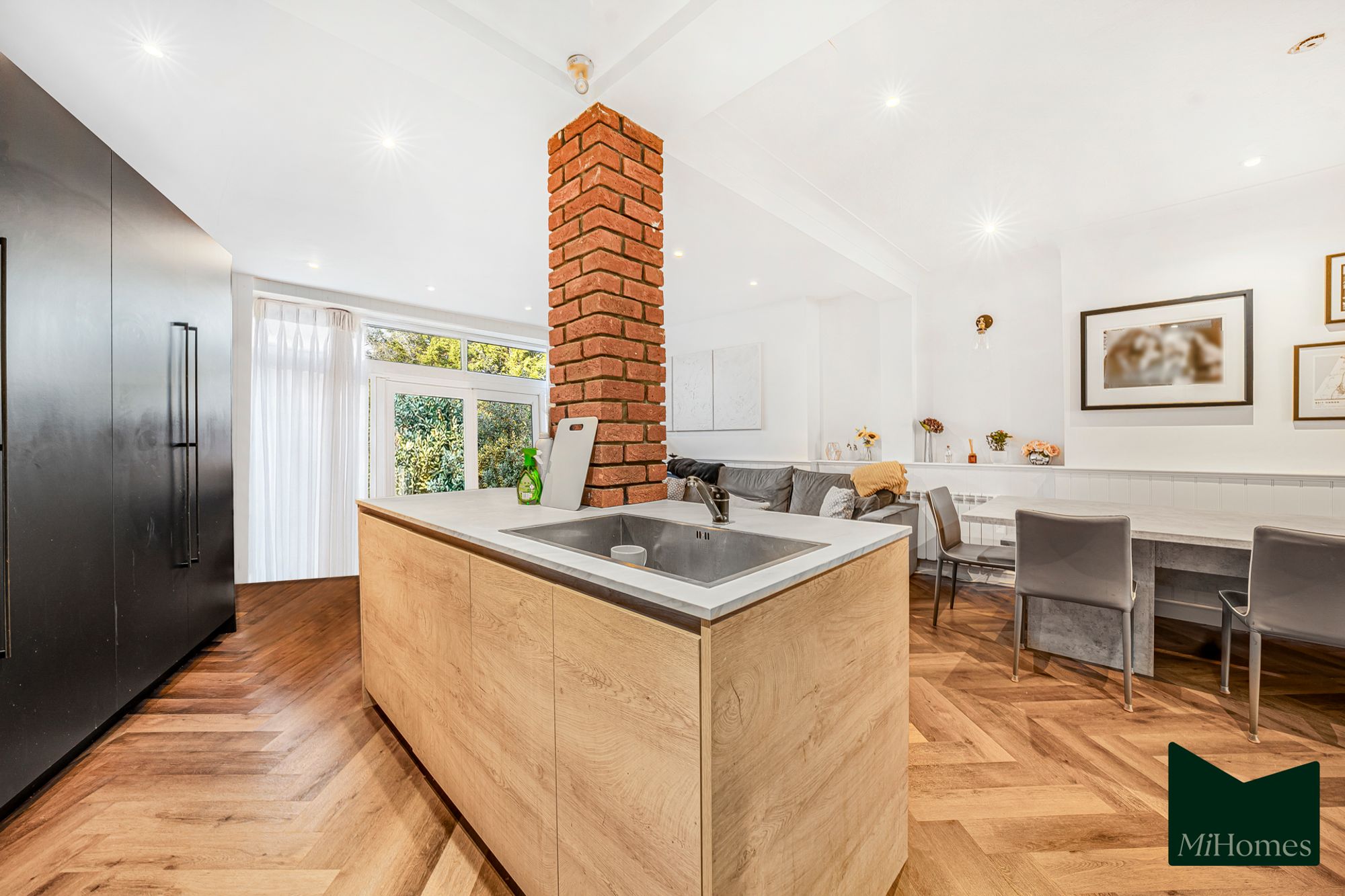 4 bed house to rent in Walfield Avenue, London, N20  - Property Image 10