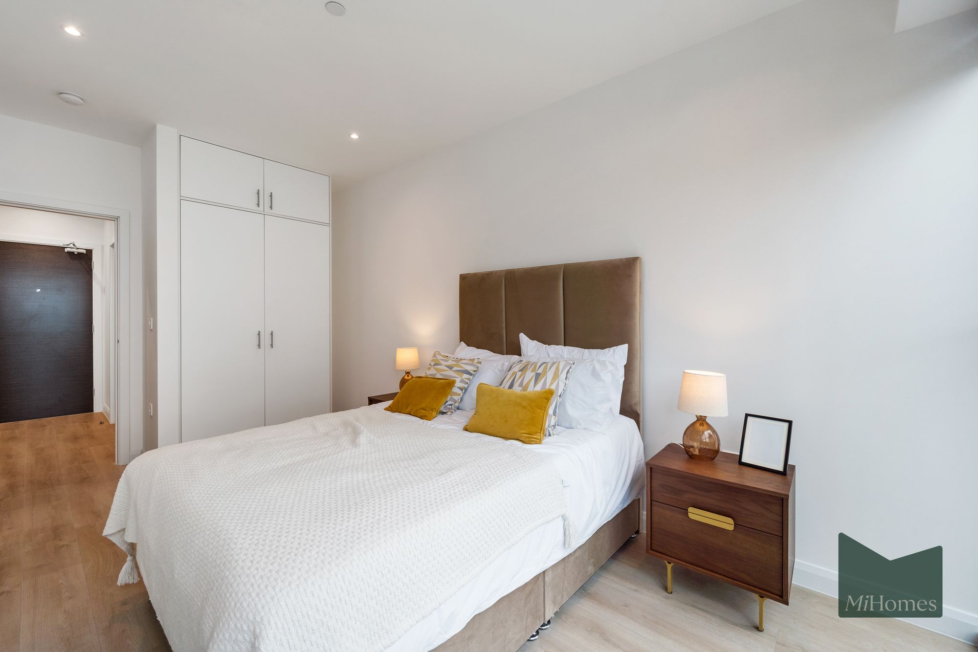 2 bed flat to rent in Bath Road, Chesterfield House, SL1  - Property Image 10