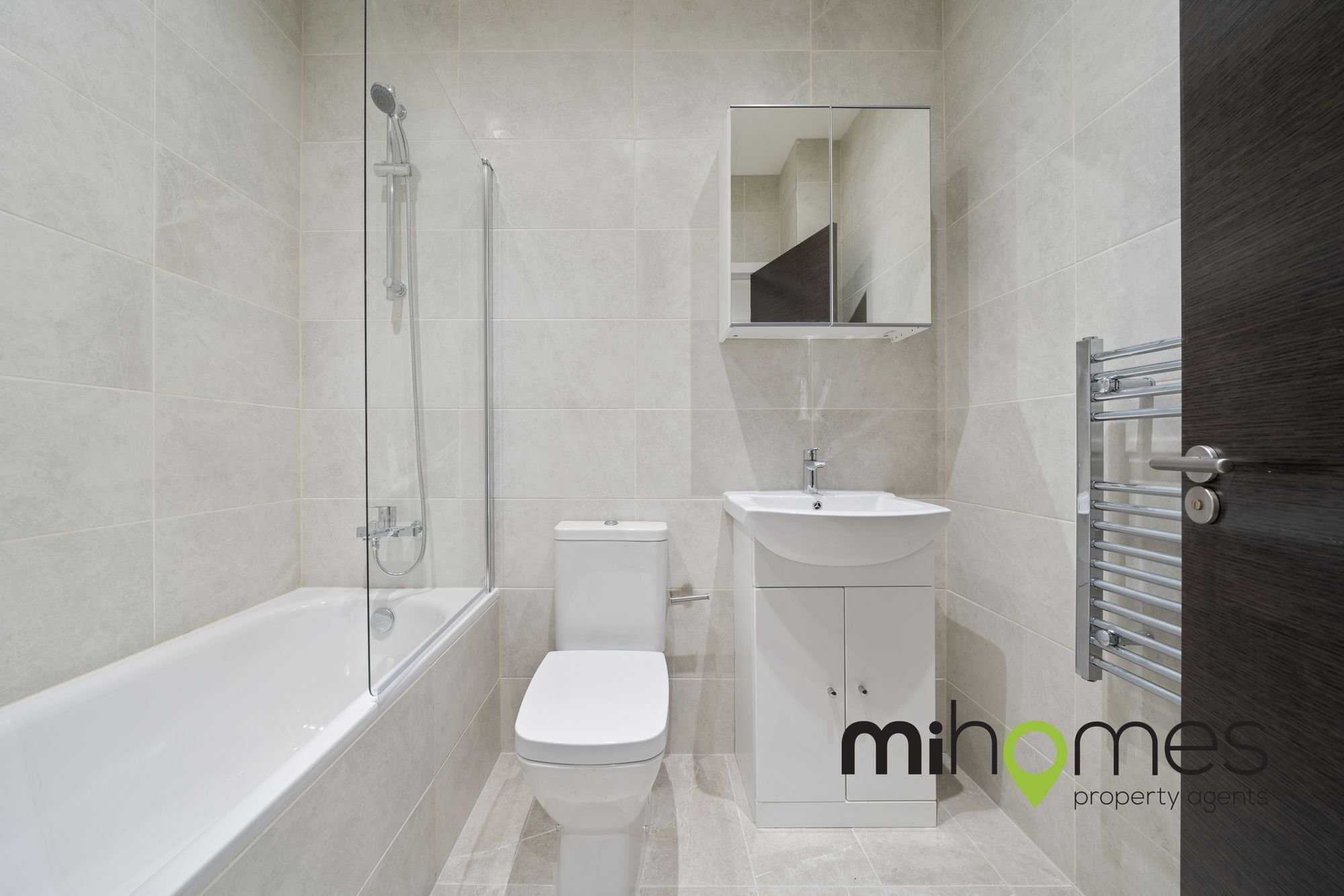 2 bed flat to rent in High Street, Key Point, EN6  - Property Image 3