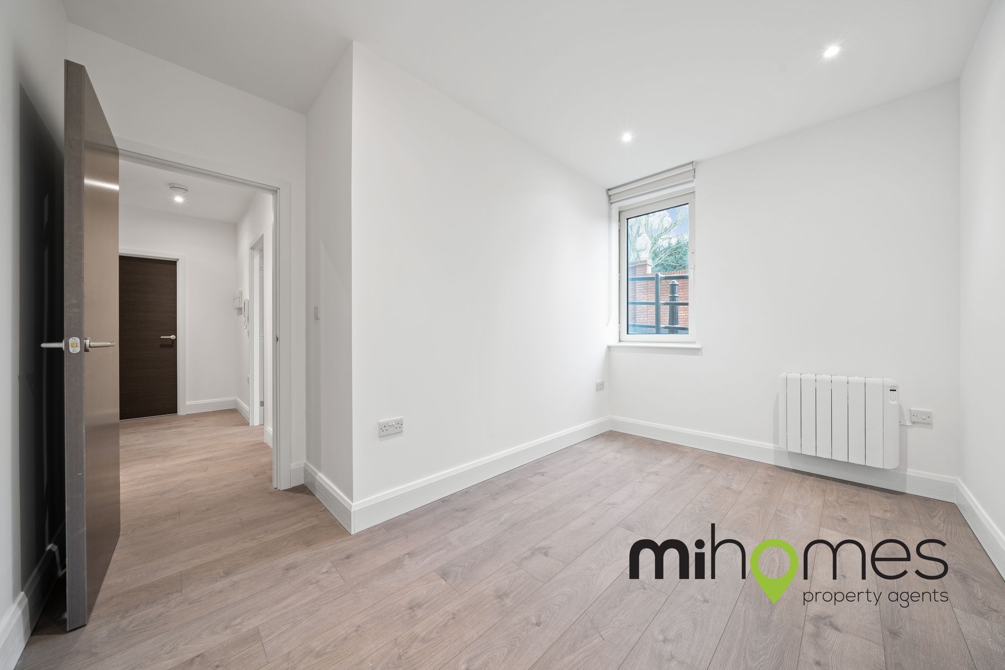 2 bed flat to rent in High Street, Key Point, EN6  - Property Image 9