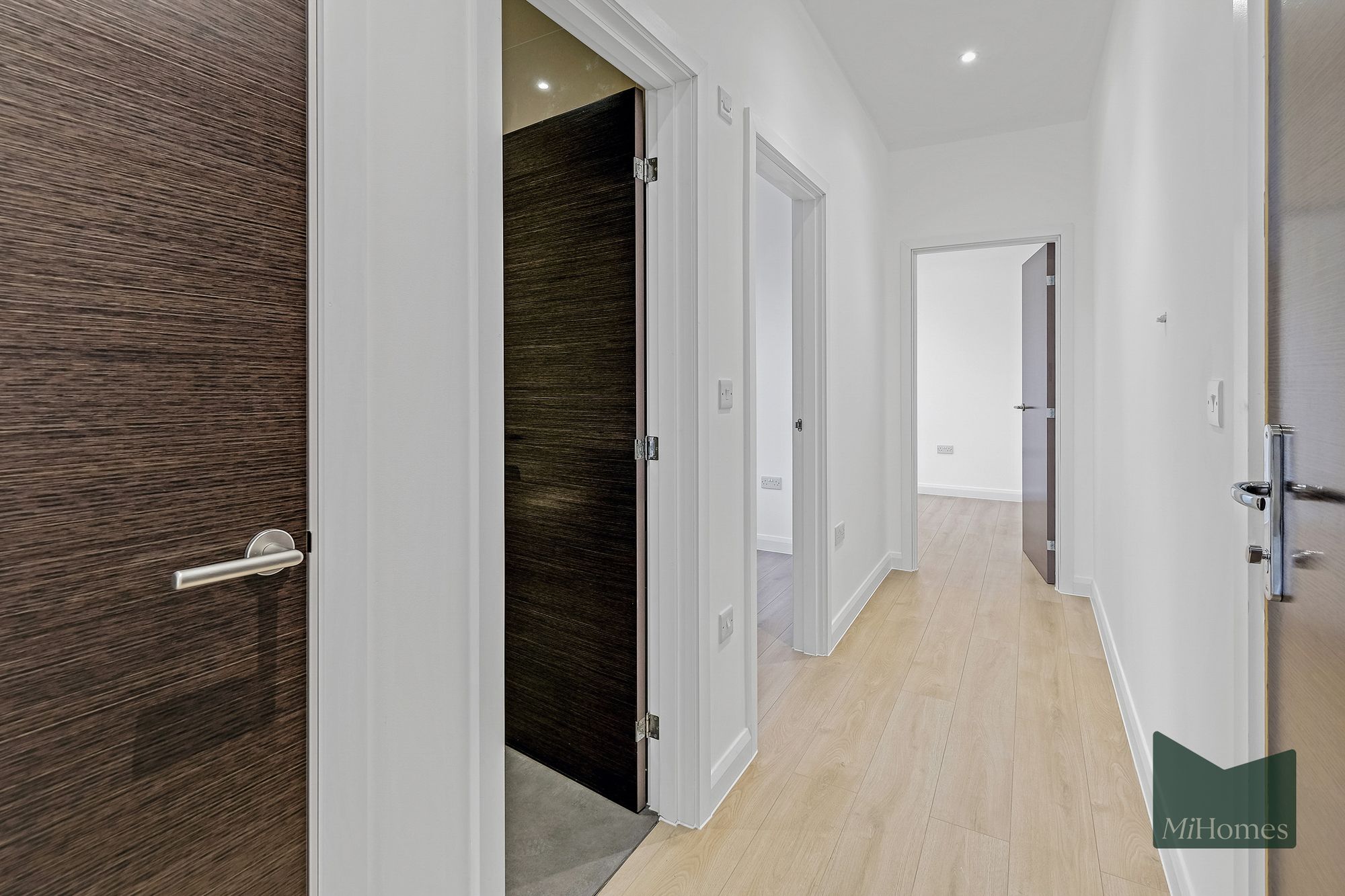 1 bed flat to rent in London Road, Aquila House, RH1 - Property Image 4