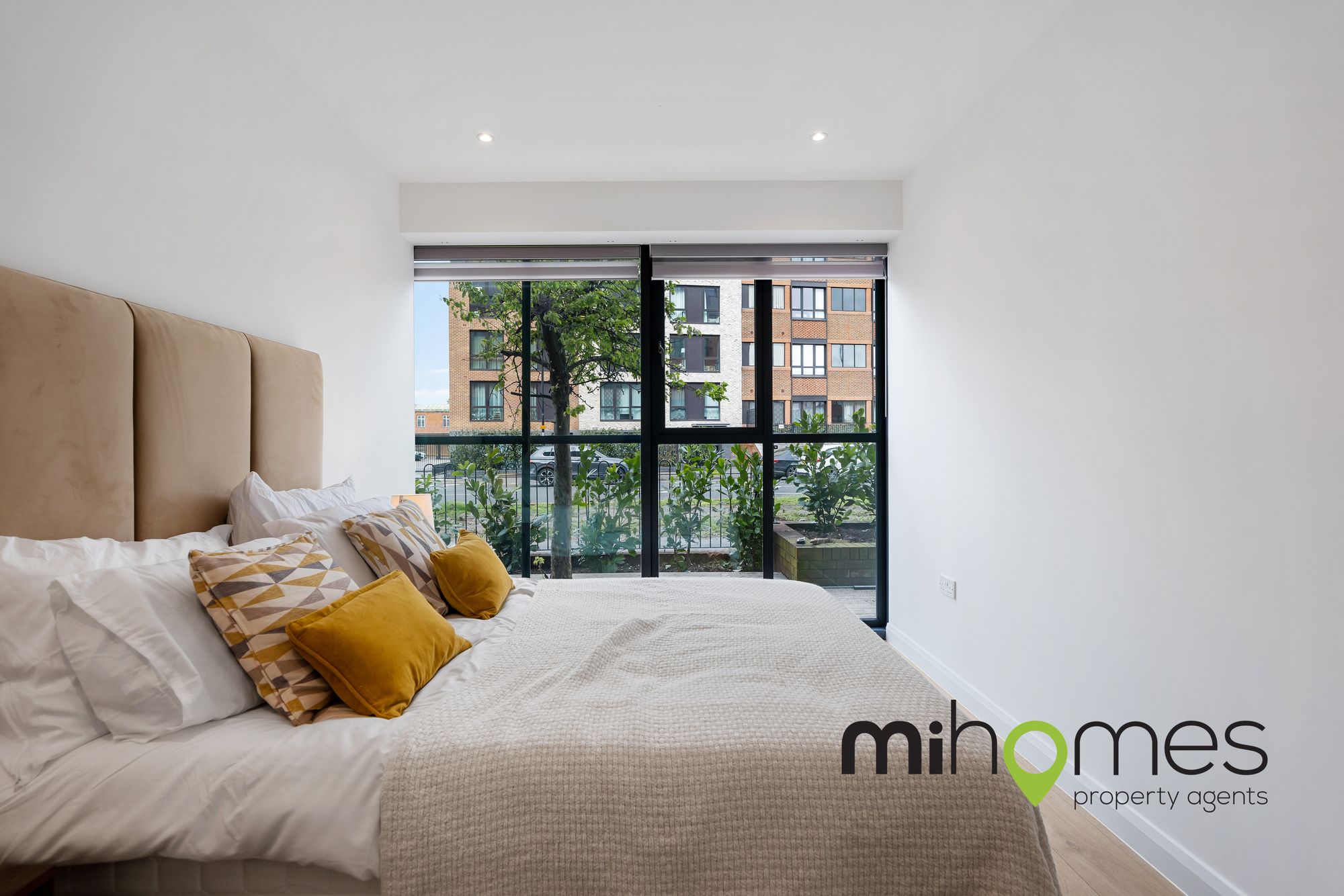 2 bed flat to rent in Bath Road, Slough, SL1 - Property Image 10