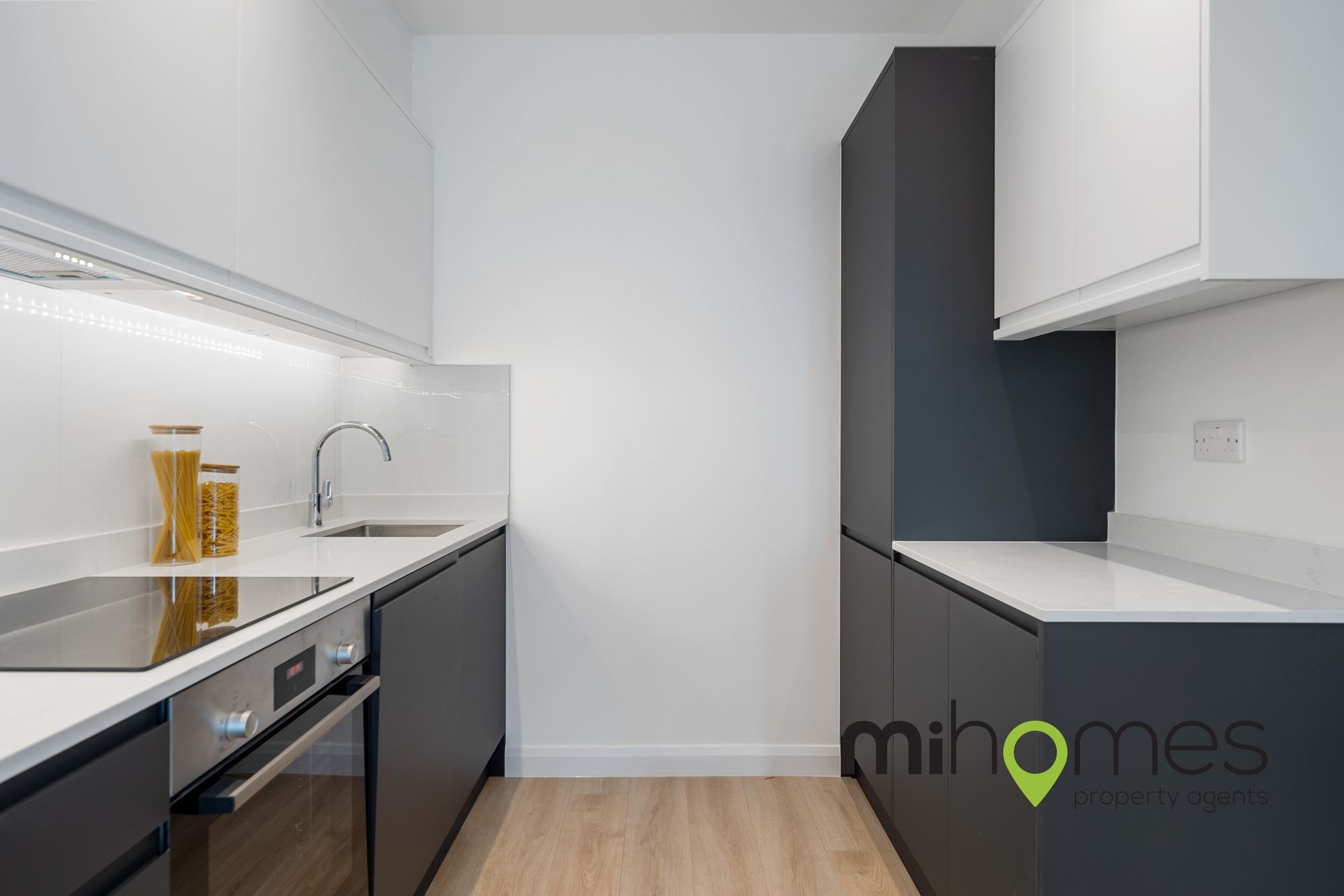 2 bed flat to rent in Bath Road, Slough, SL1 - Property Image 7