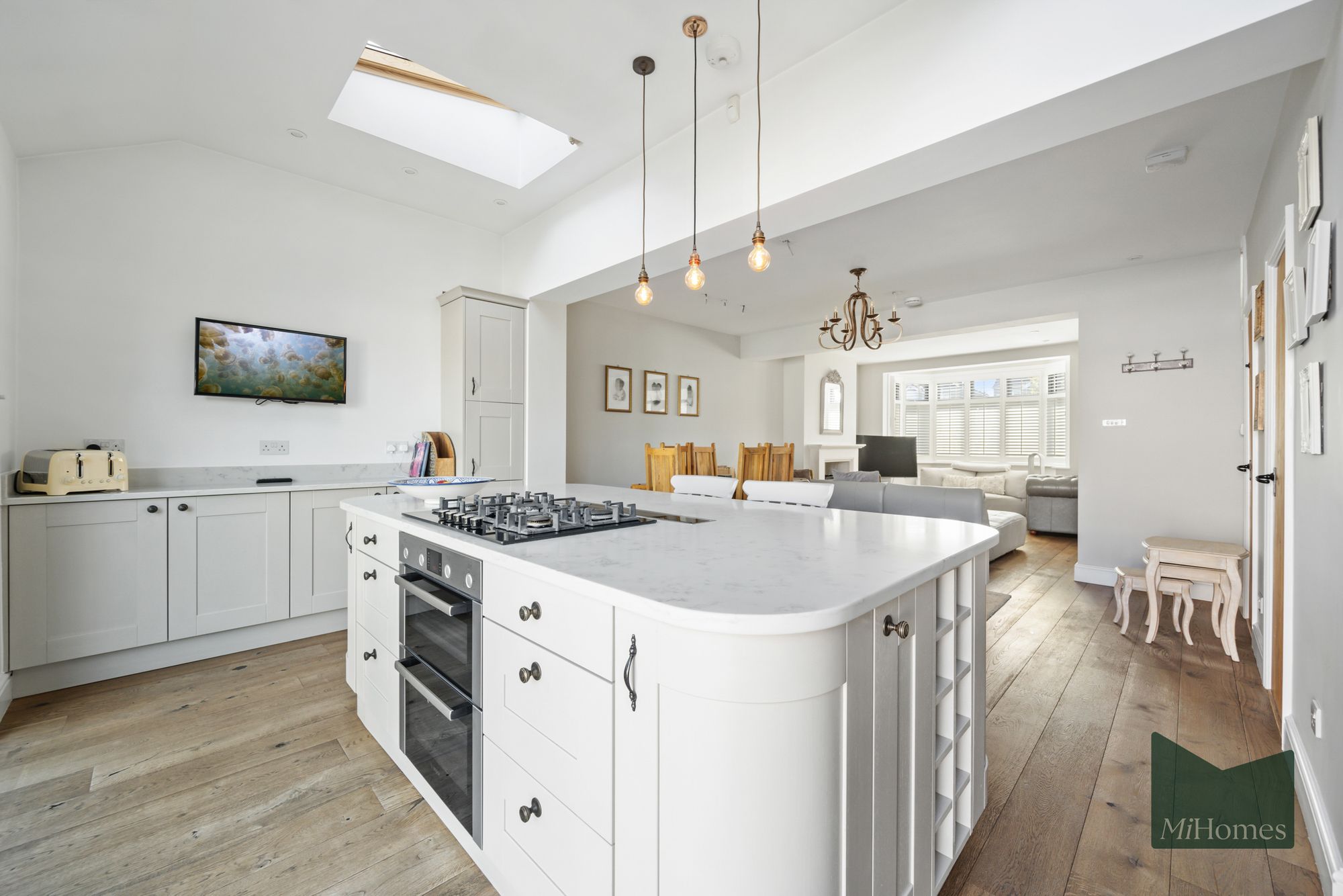 4 bed house to rent in Willow Road, Enfield, EN1  - Property Image 1