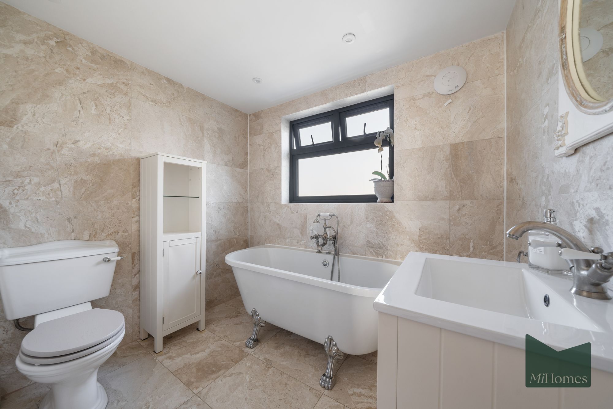 4 bed house to rent in Willow Road, Enfield, EN1  - Property Image 4